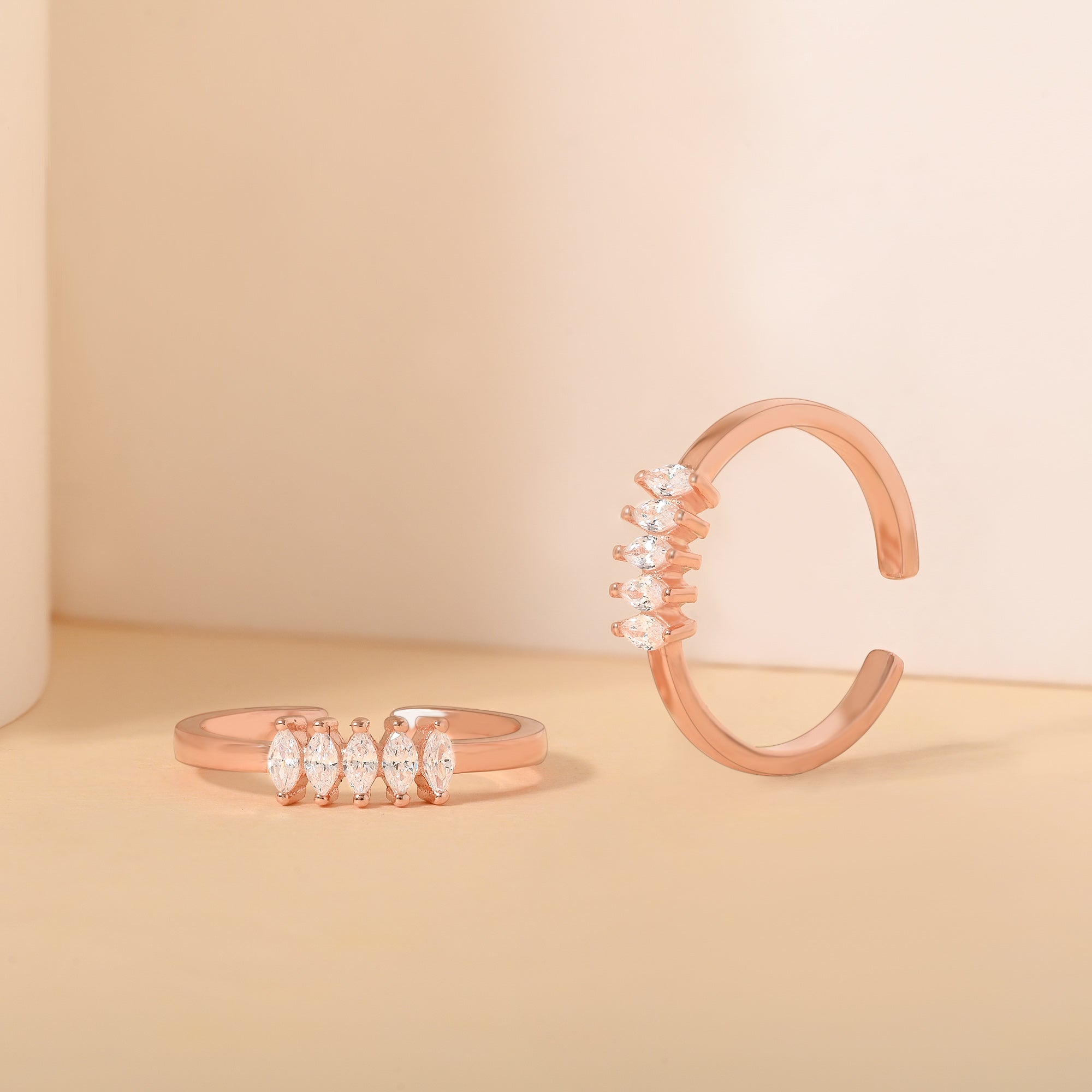 Glint Line Toe Ring