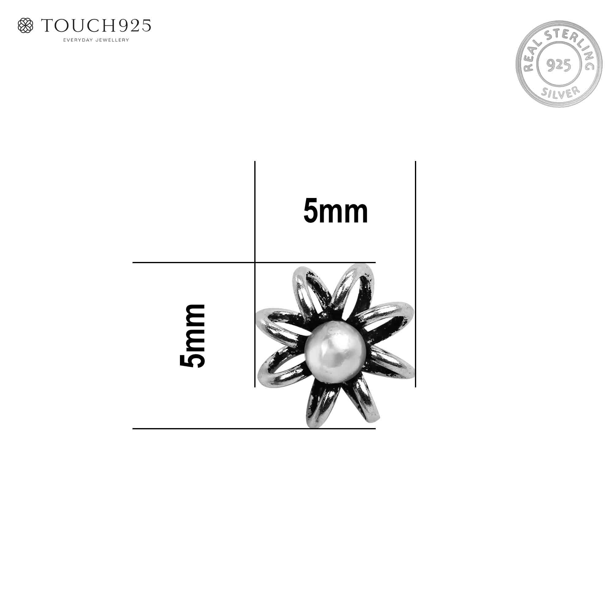 Pearl Floret Nose Pin