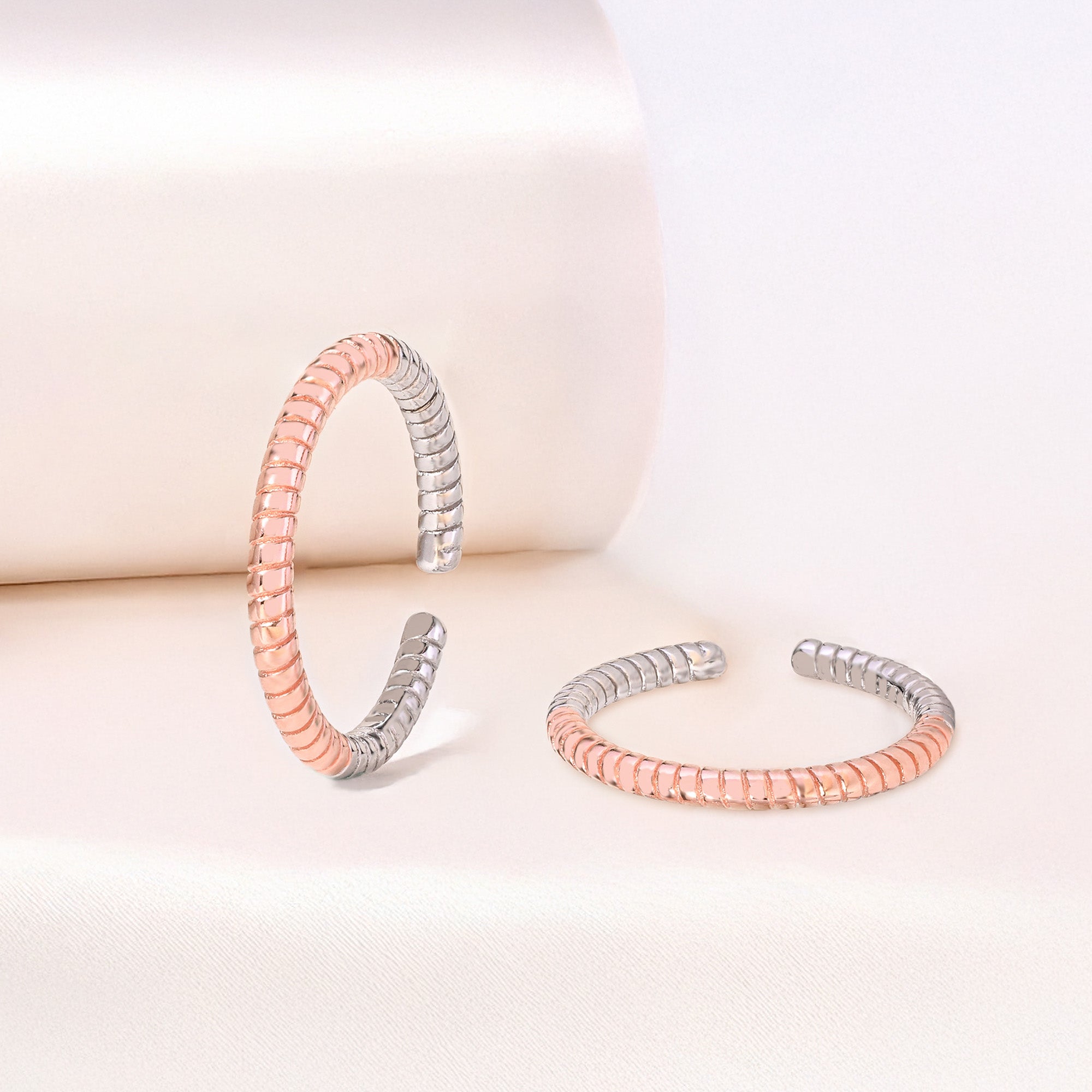 Twist Ridge Toe Ring