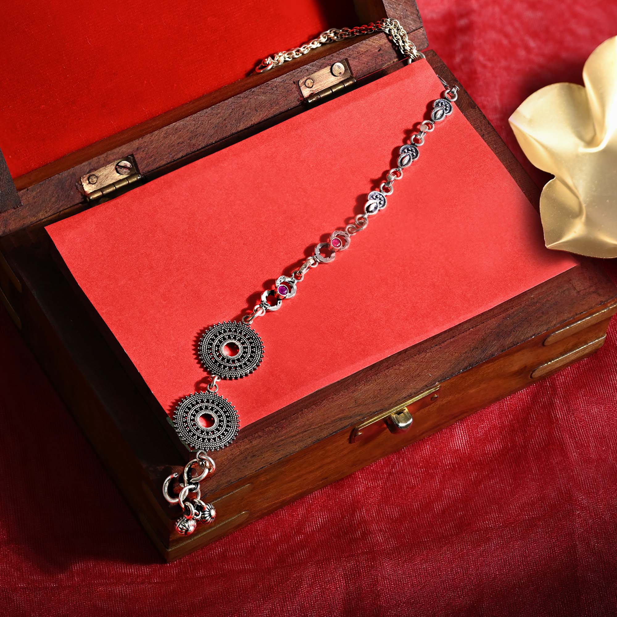 Silver Circular Motif Anklet