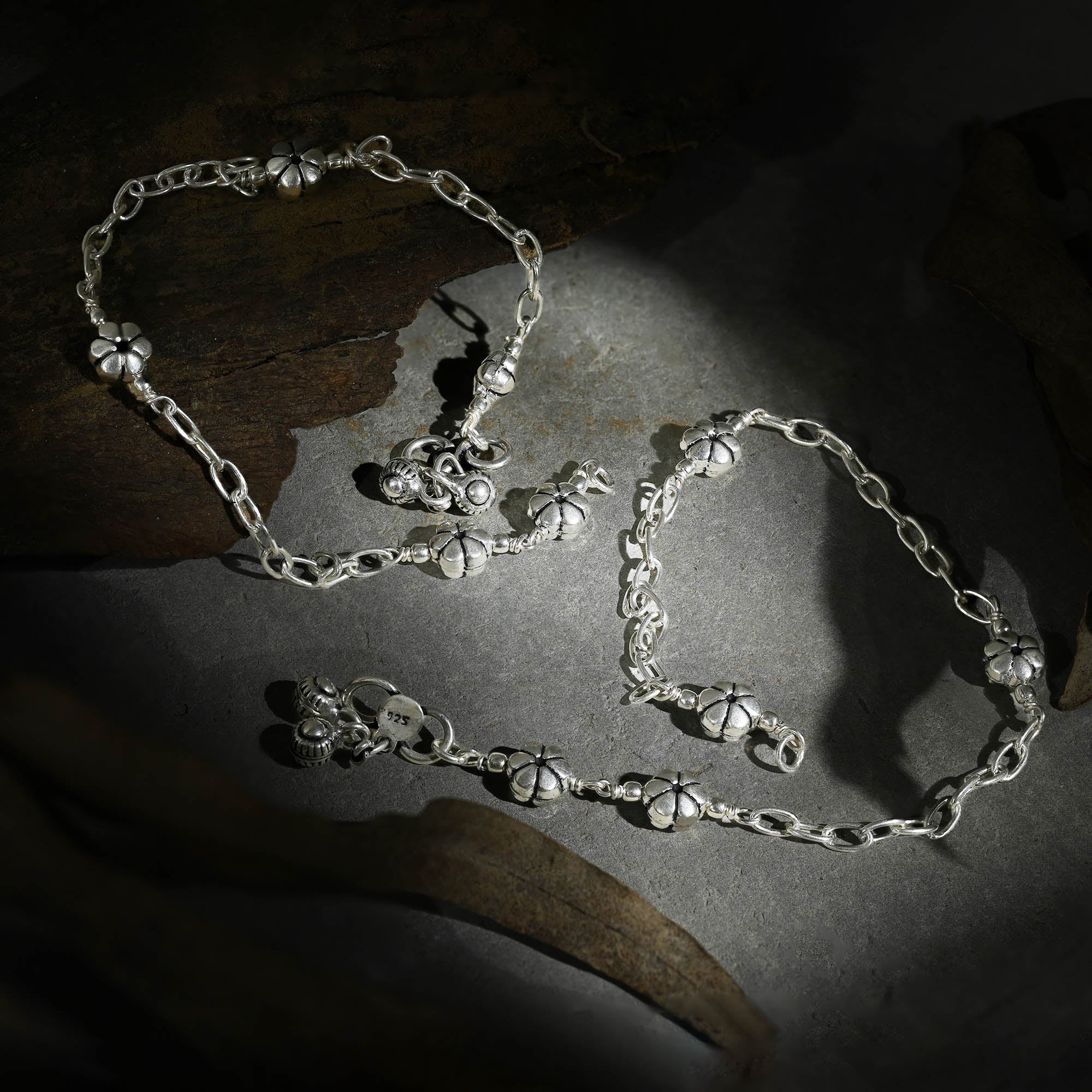 Floral Motif Silver Anklet