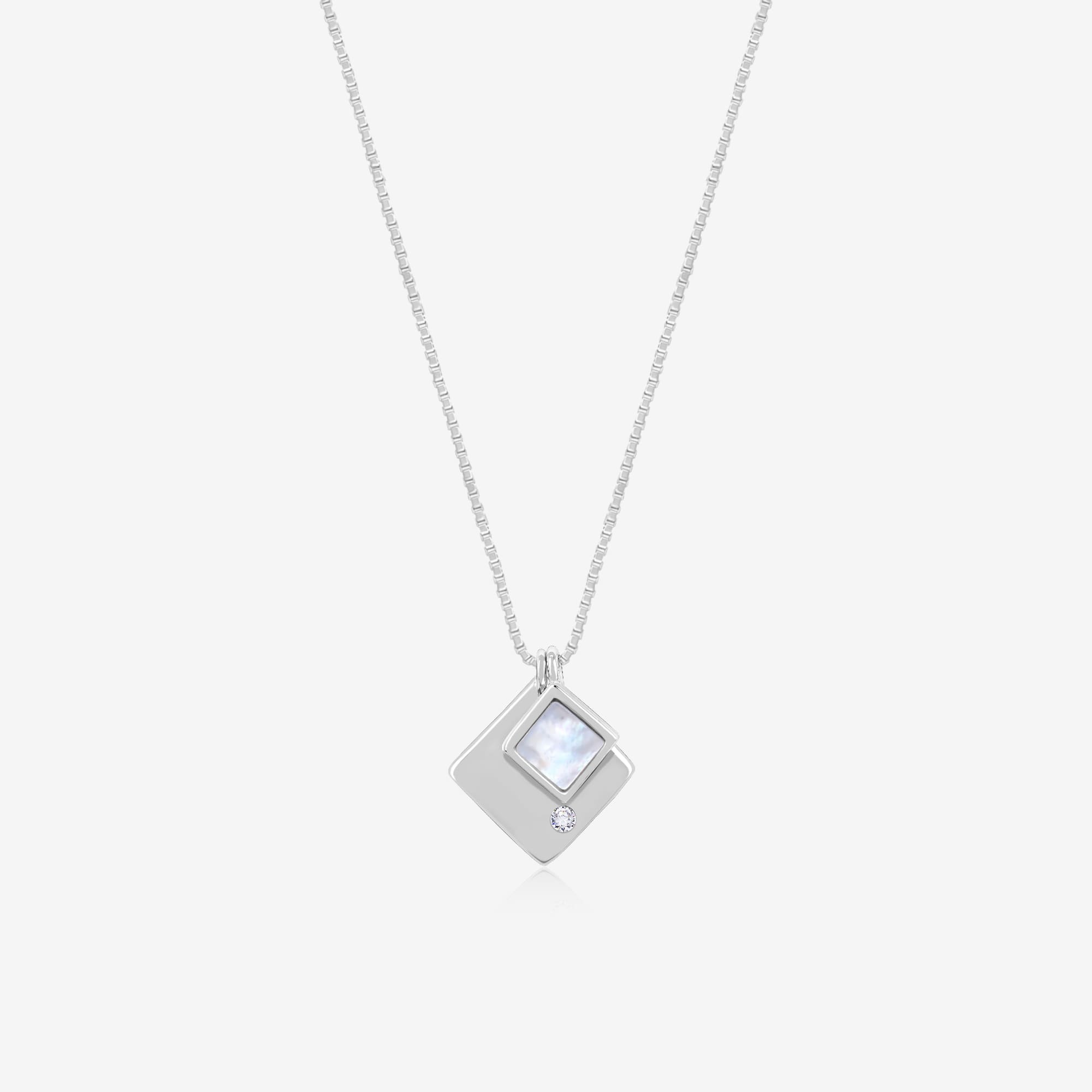 Overlapping Squares Necklace