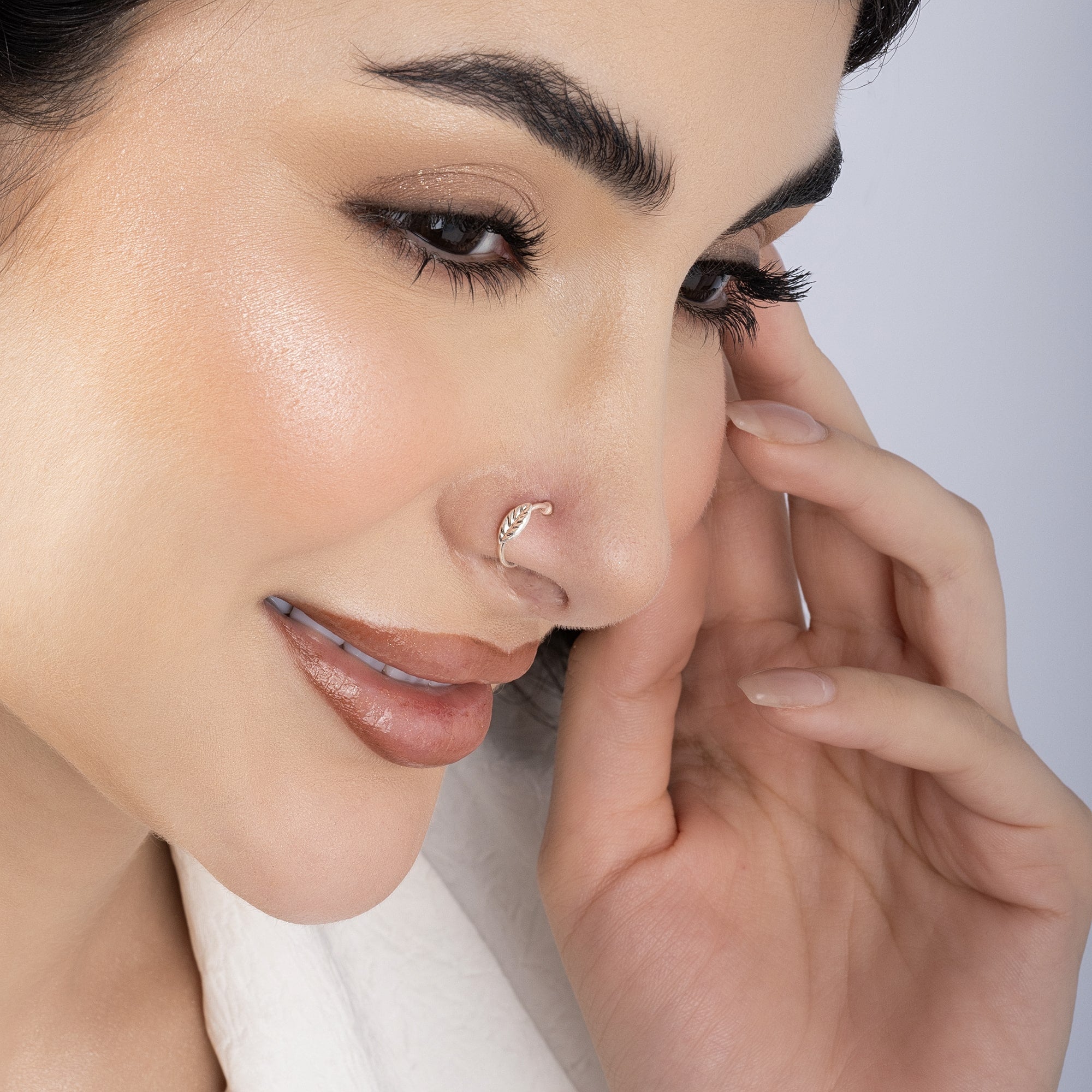 Leaf Motif Bead Nose Ring