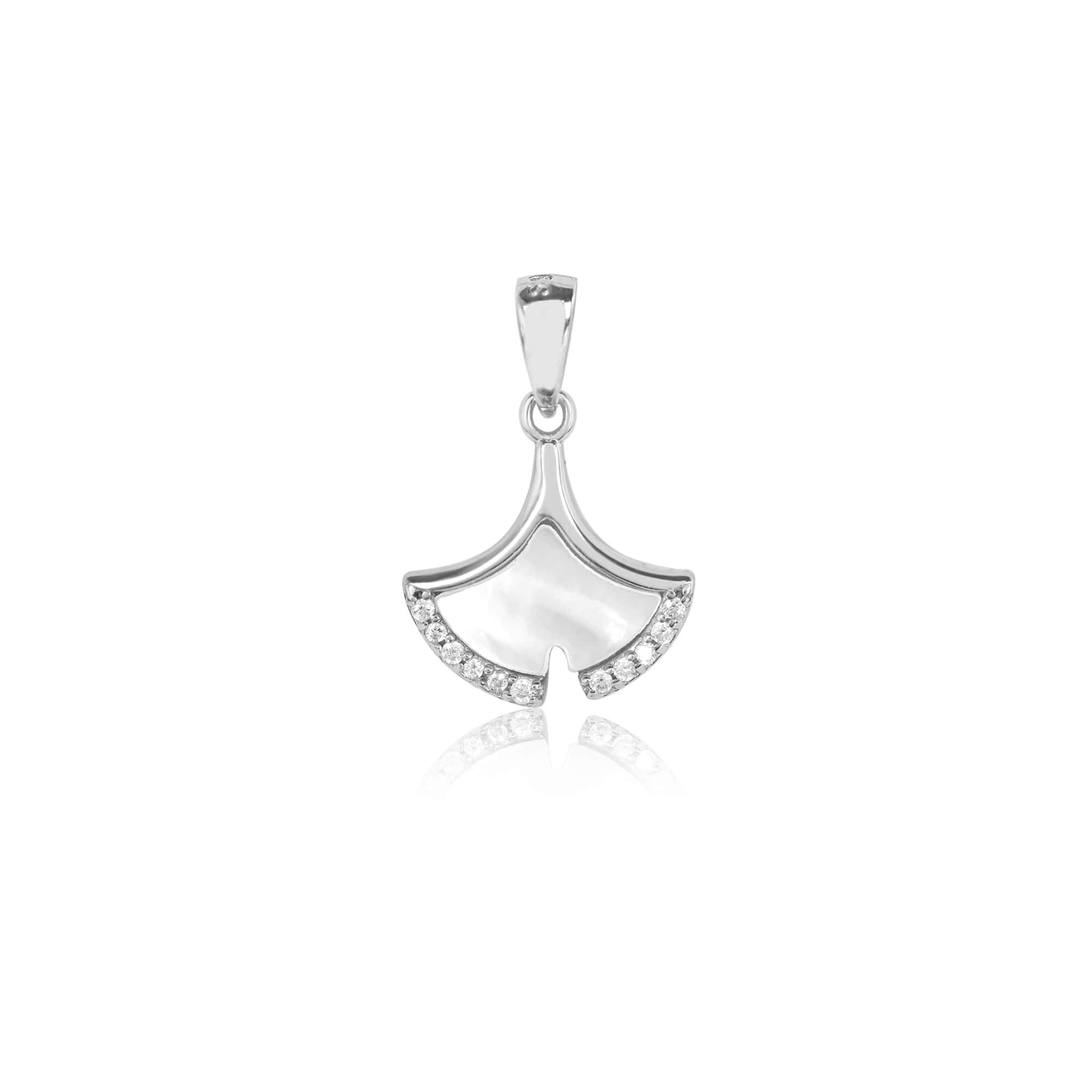 Splendor Seashell Pendant Set