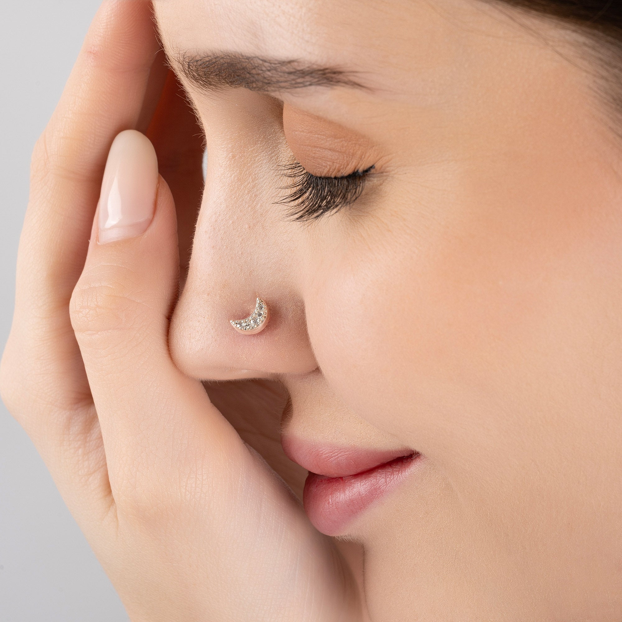 Crescent Glow Nose Pin