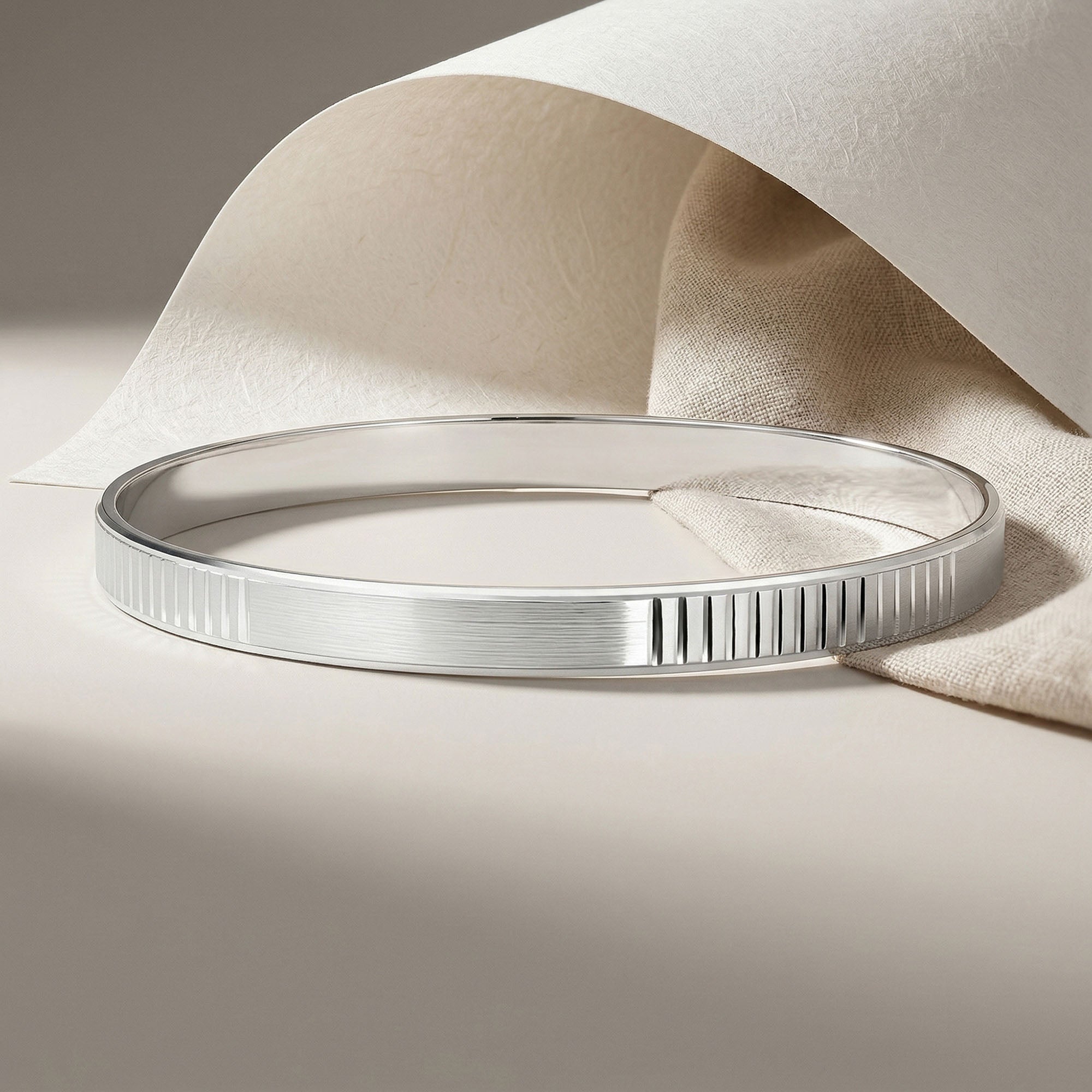 Linear Textured Men's Kada