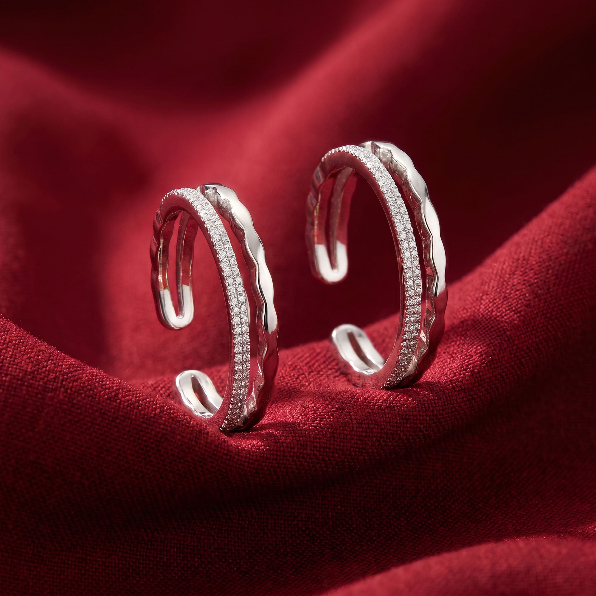 Dual Band Beaded Wave Toe Ring