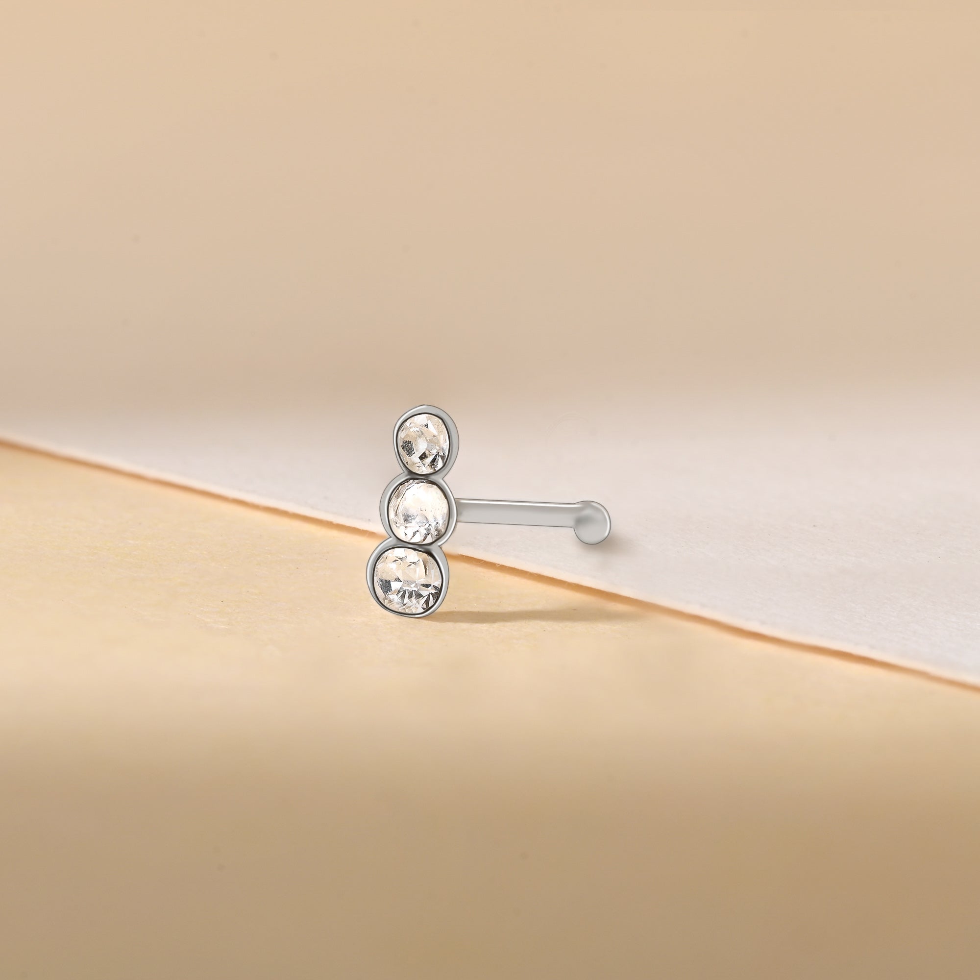 Vertical Trio Nose Pin