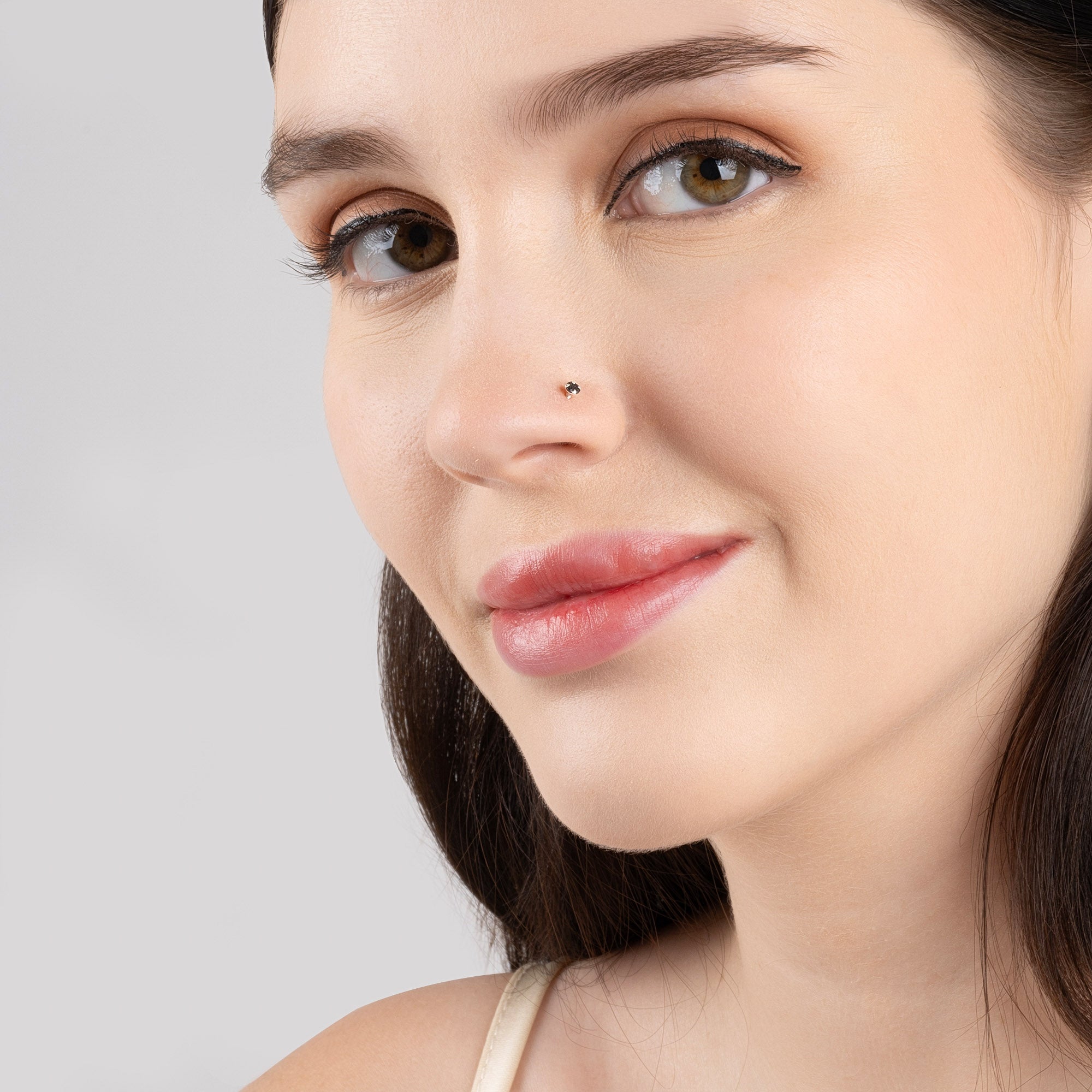 Black Stone Classic Nose Pin