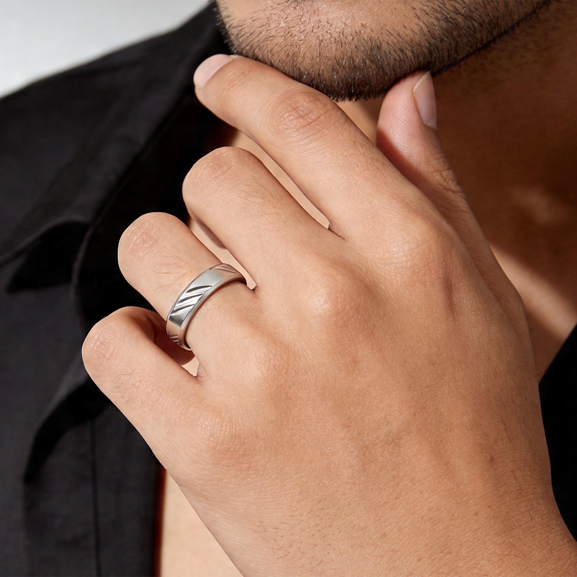 Diagonal Grooved Ring