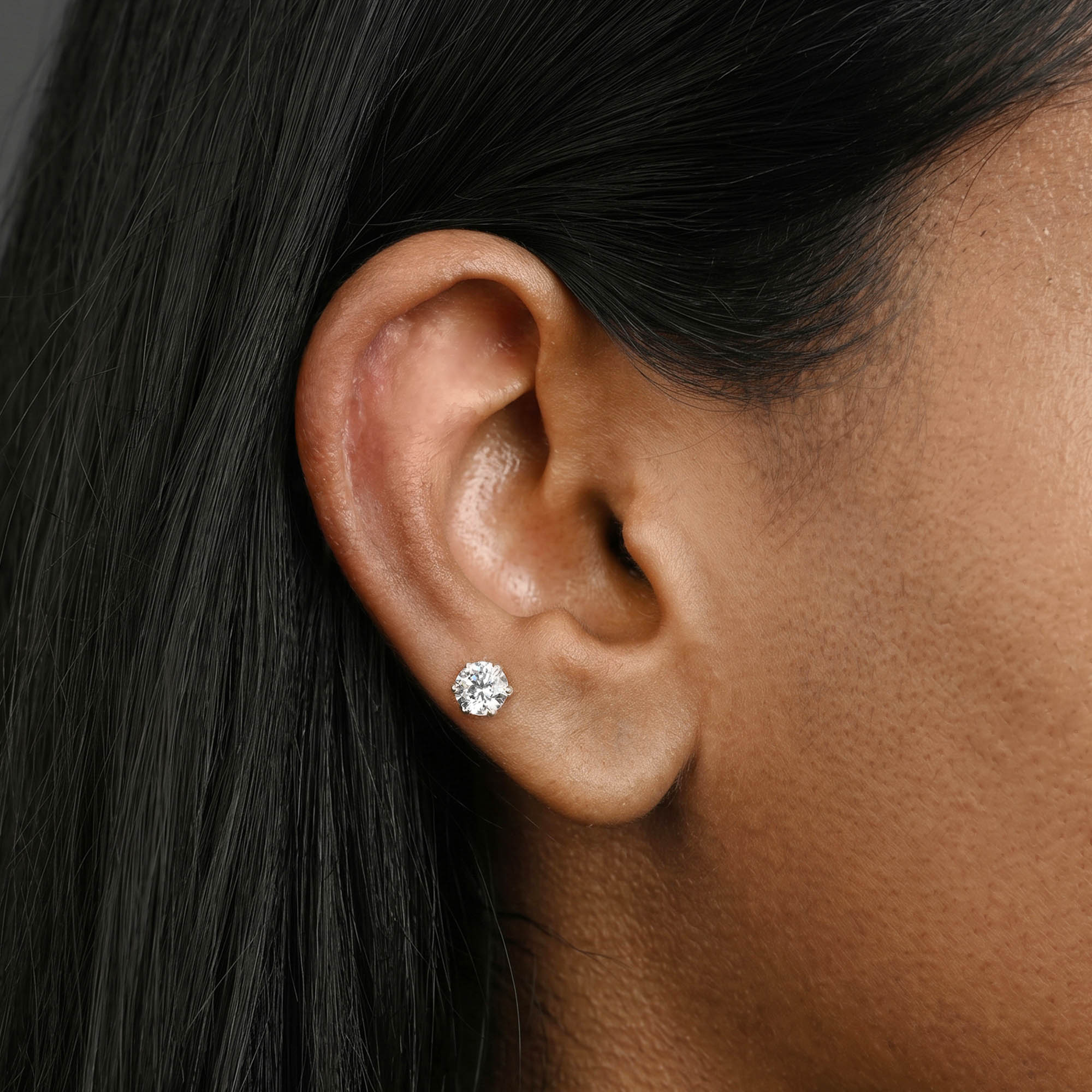 Classic Six-Prong Silver Stud Earring