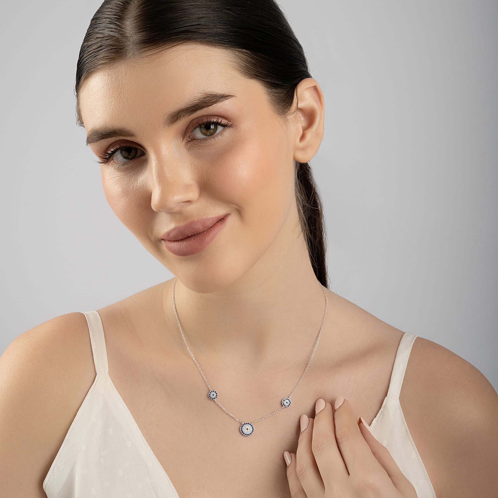 Circlular Blue Floral Necklace