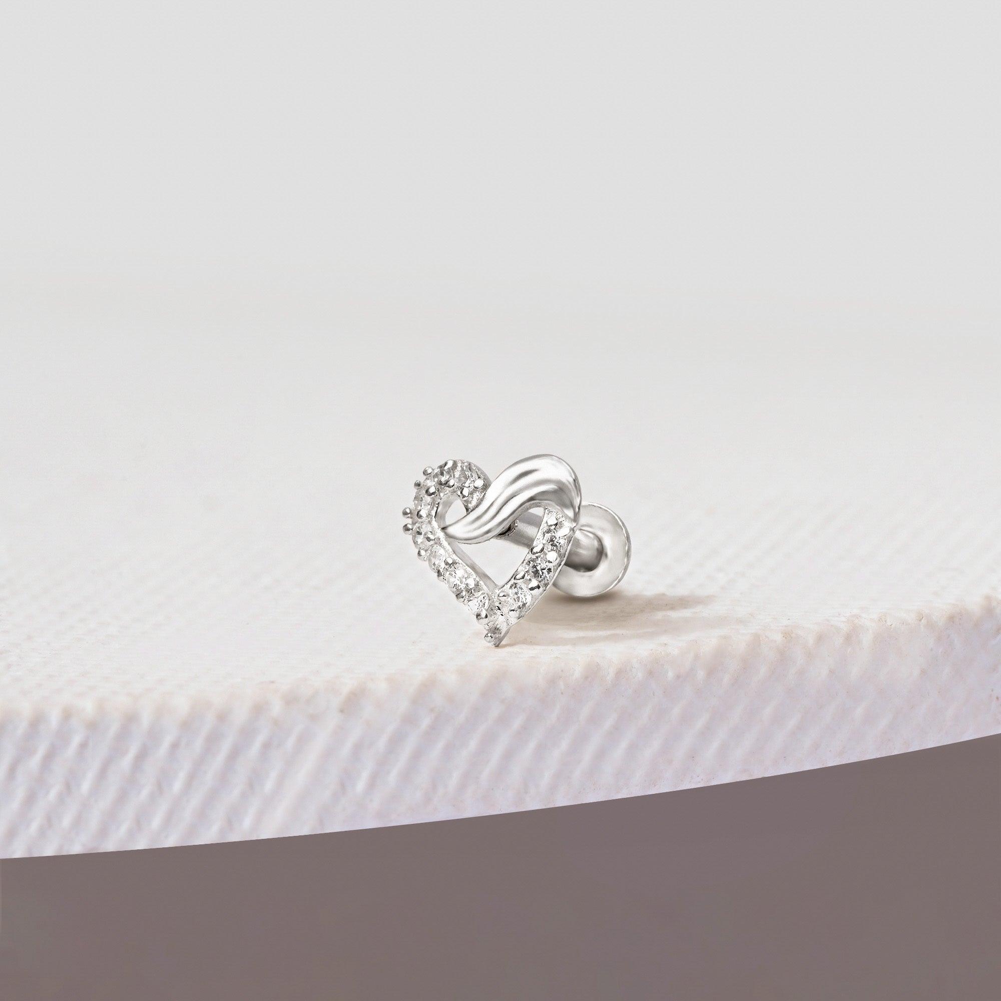 Wave-Heart Sparkle Silver Nose Pin