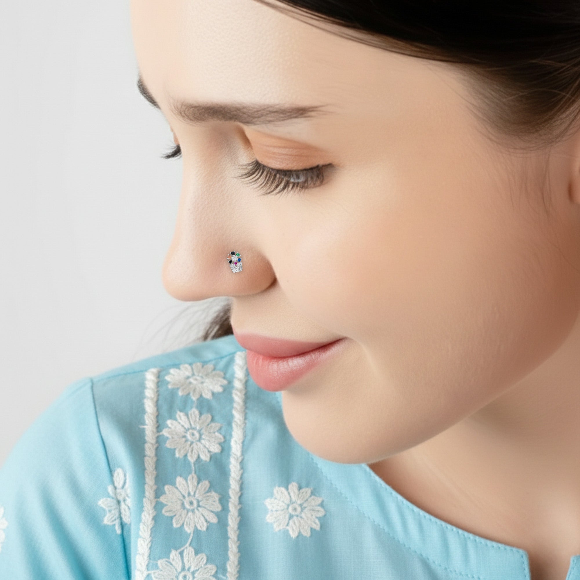 Chaand Phool Silver Nose Pin