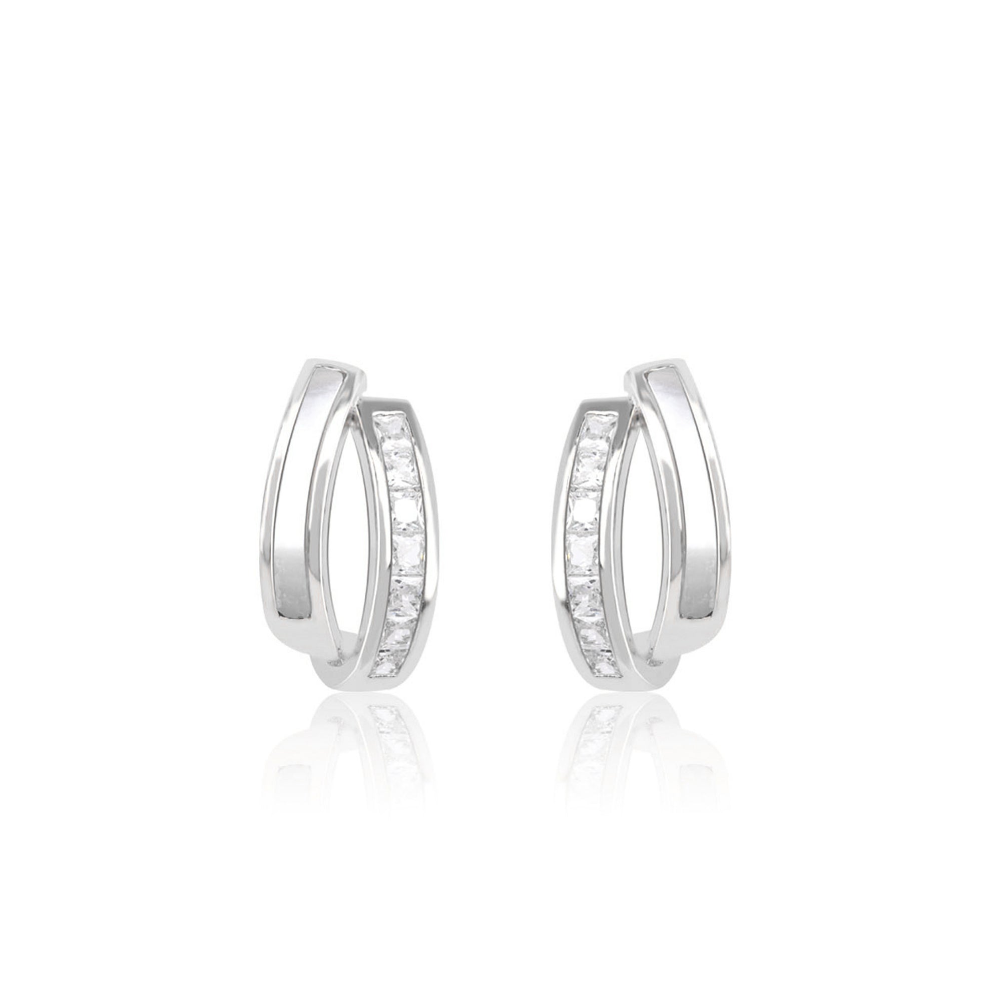 Interlinking Curve Silver Studs