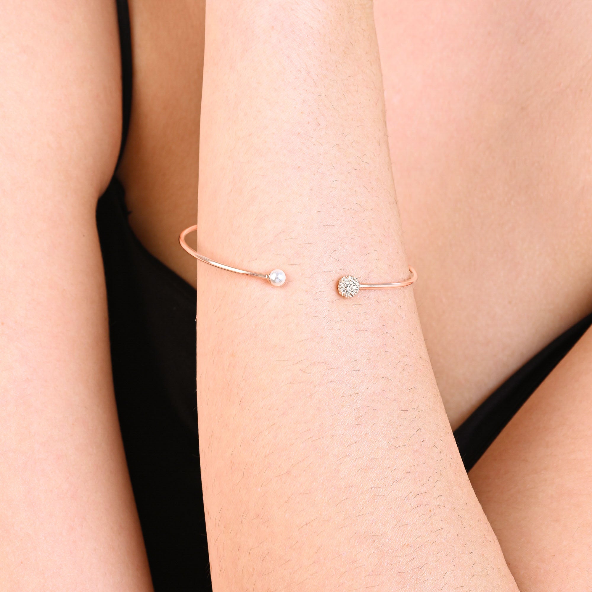 Pearl Orbit Silver Kada