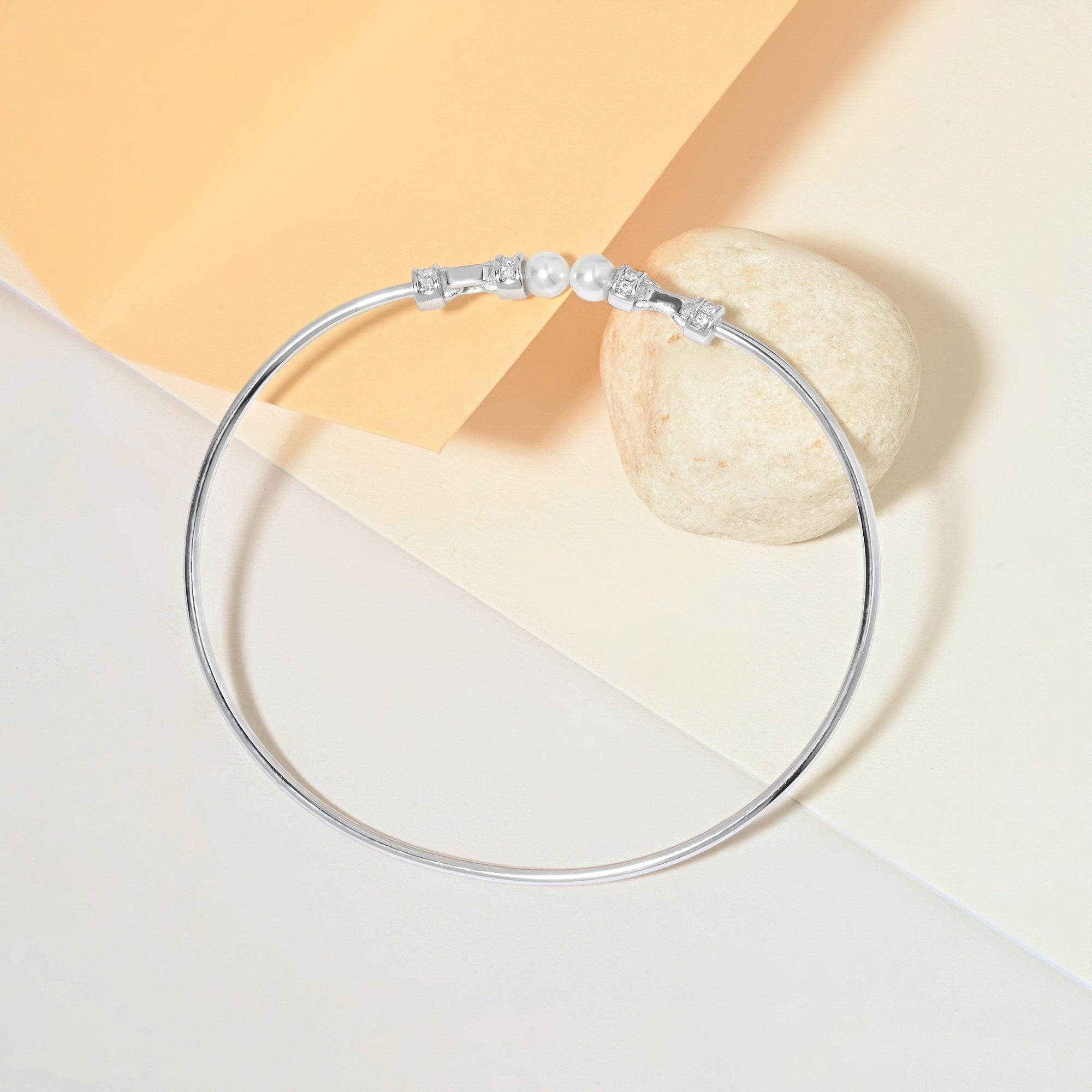 Linked Pearl Silver Kada