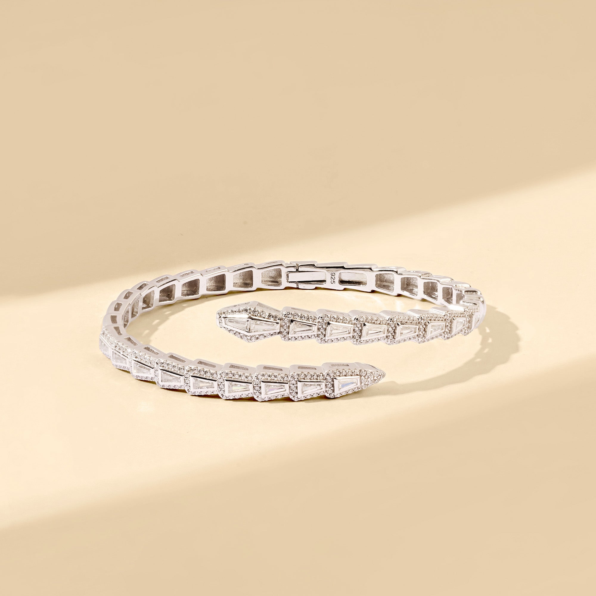 Trion Edge Silver Kada