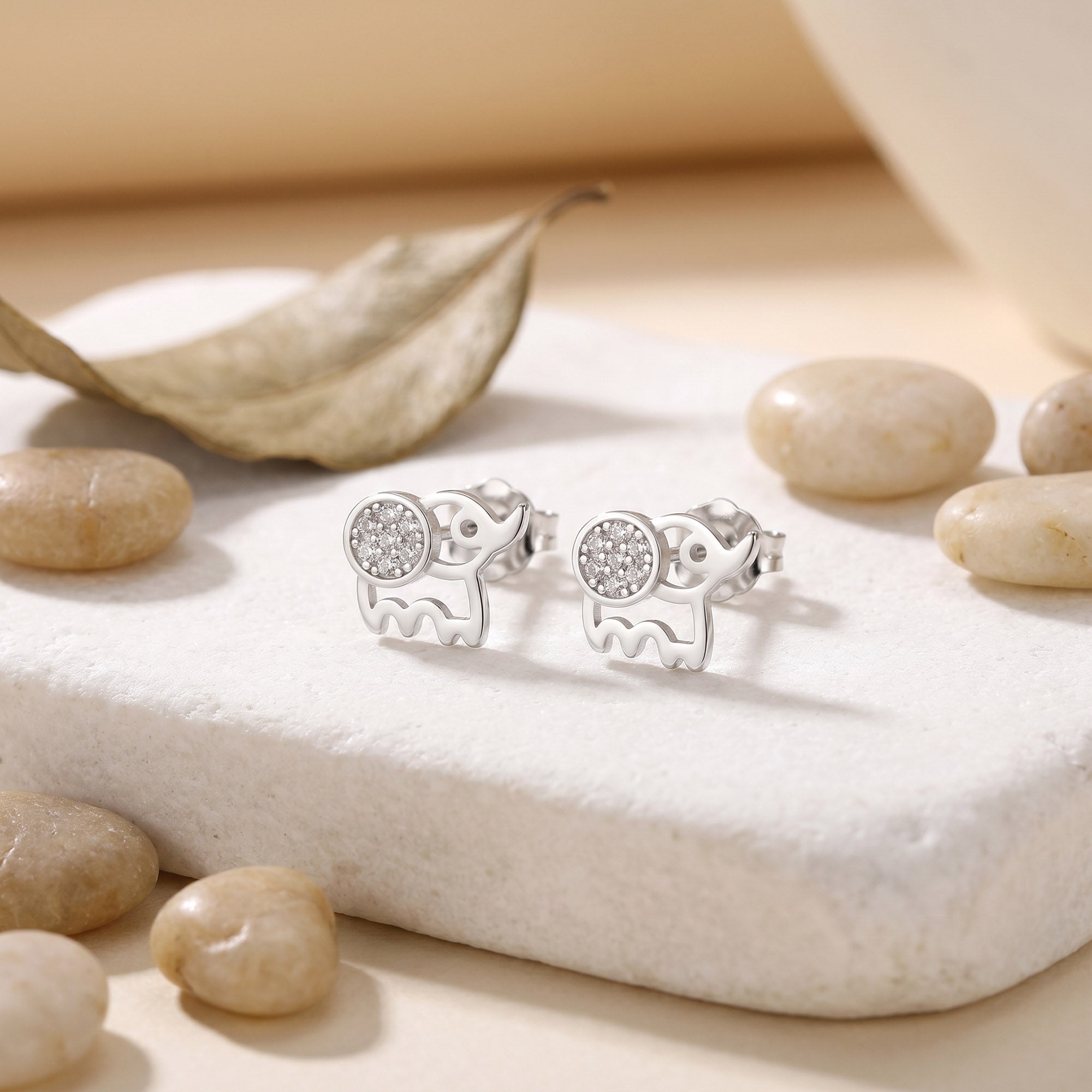 Trunk Sparkle Earrings