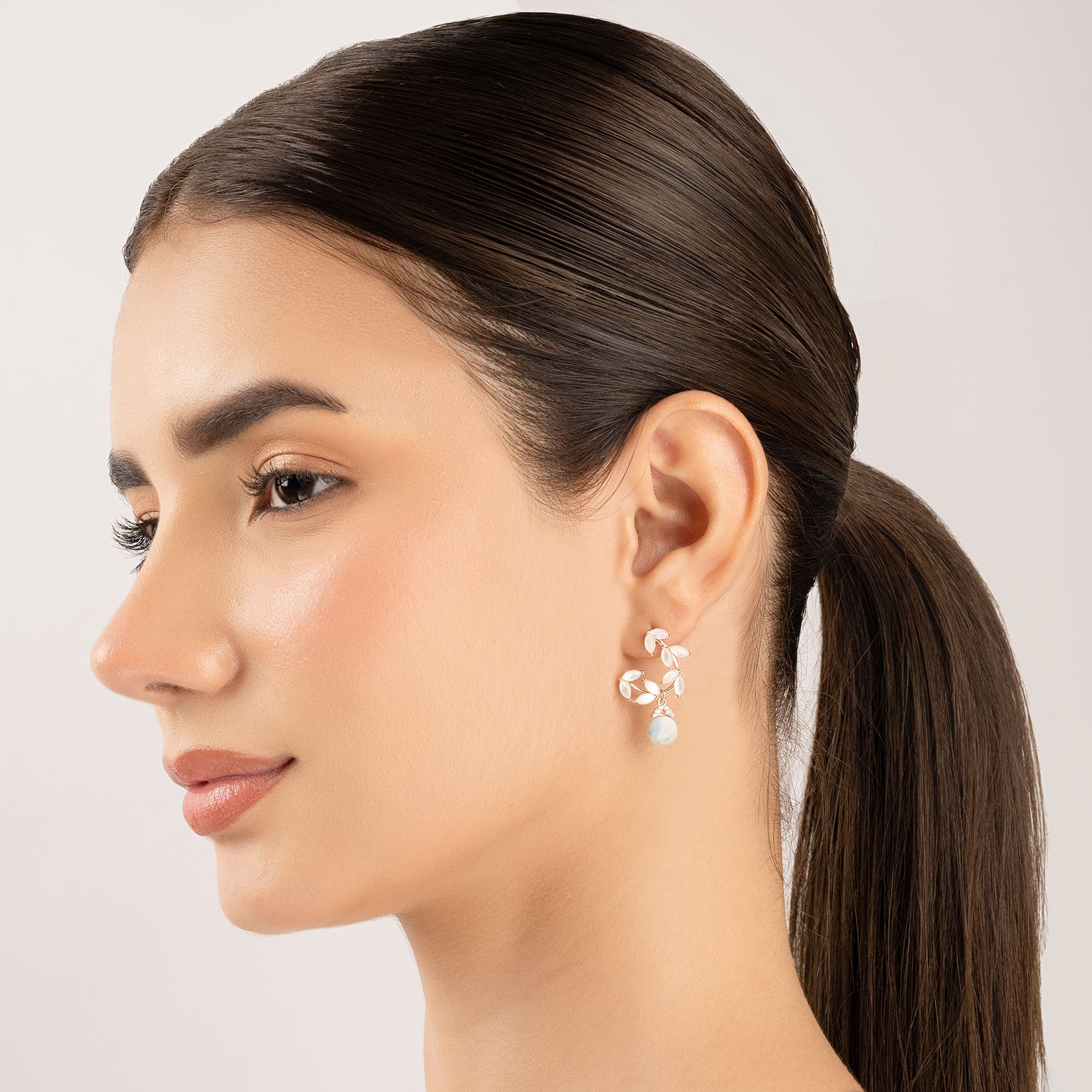 Pearl Beads Leaf Earring
