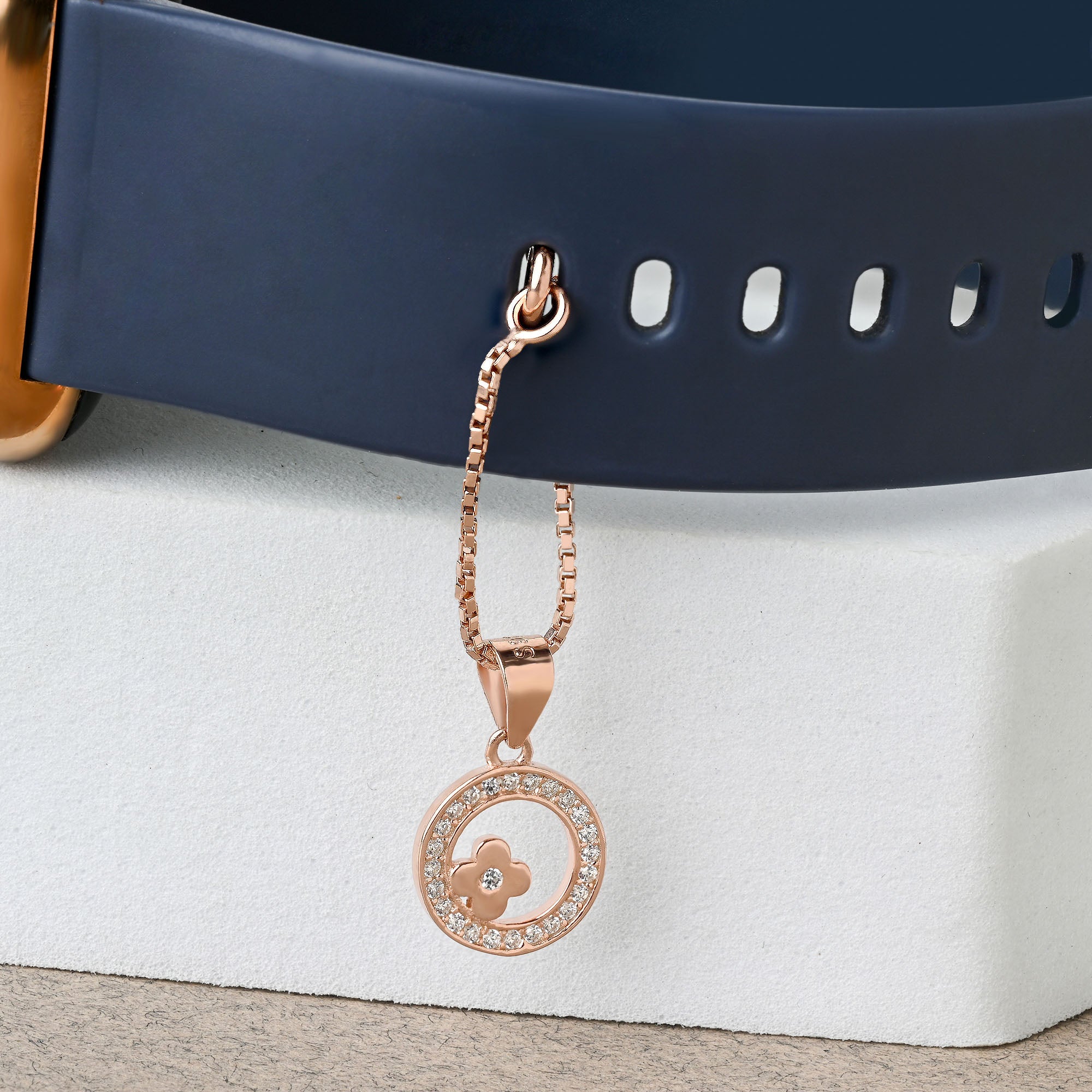 Clover Orbit Charm
