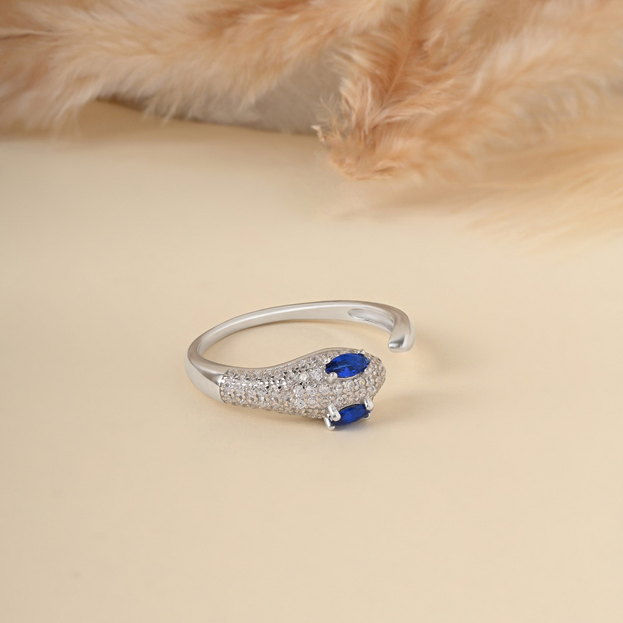 Glam Adjustable Ring