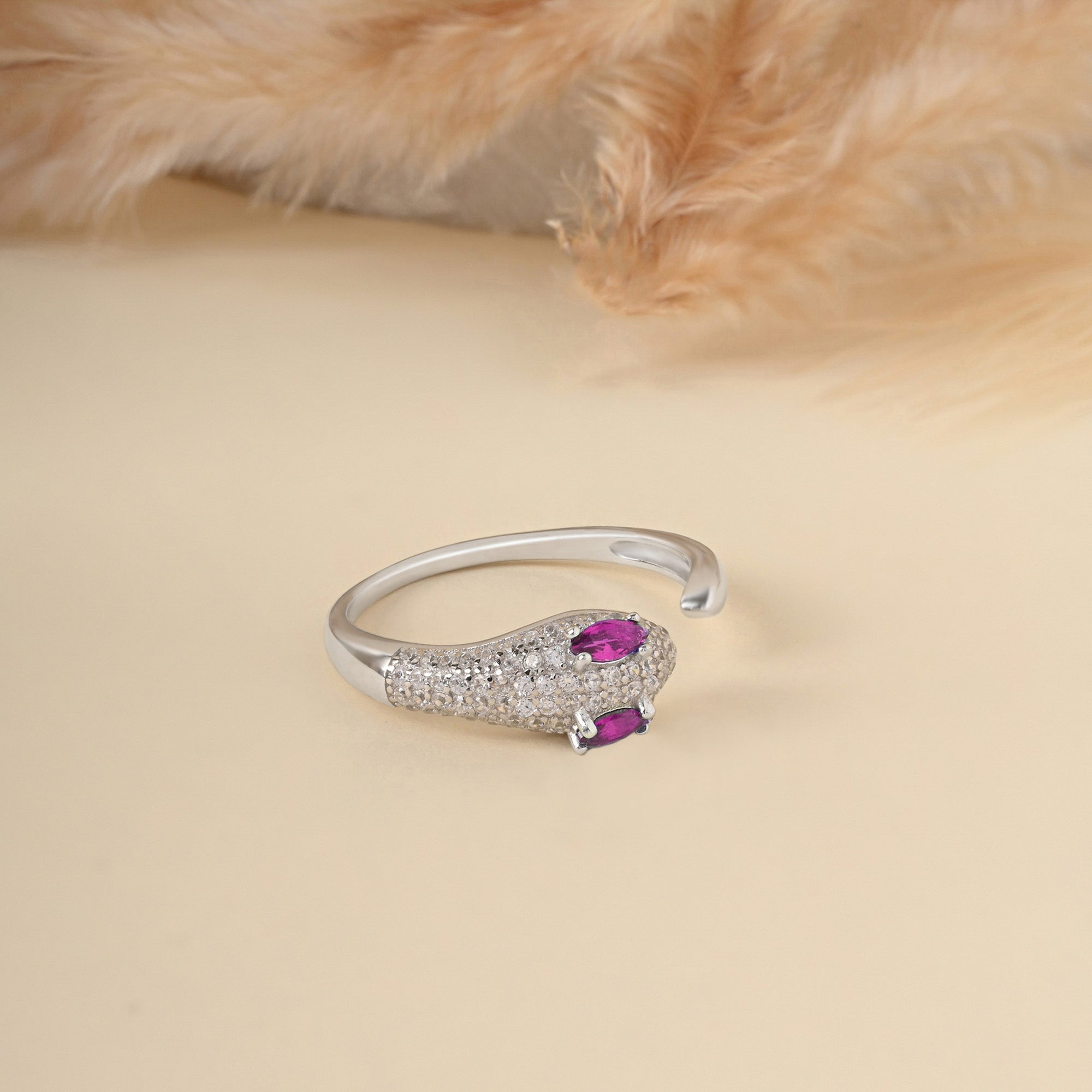 Glam Adjustable Ring