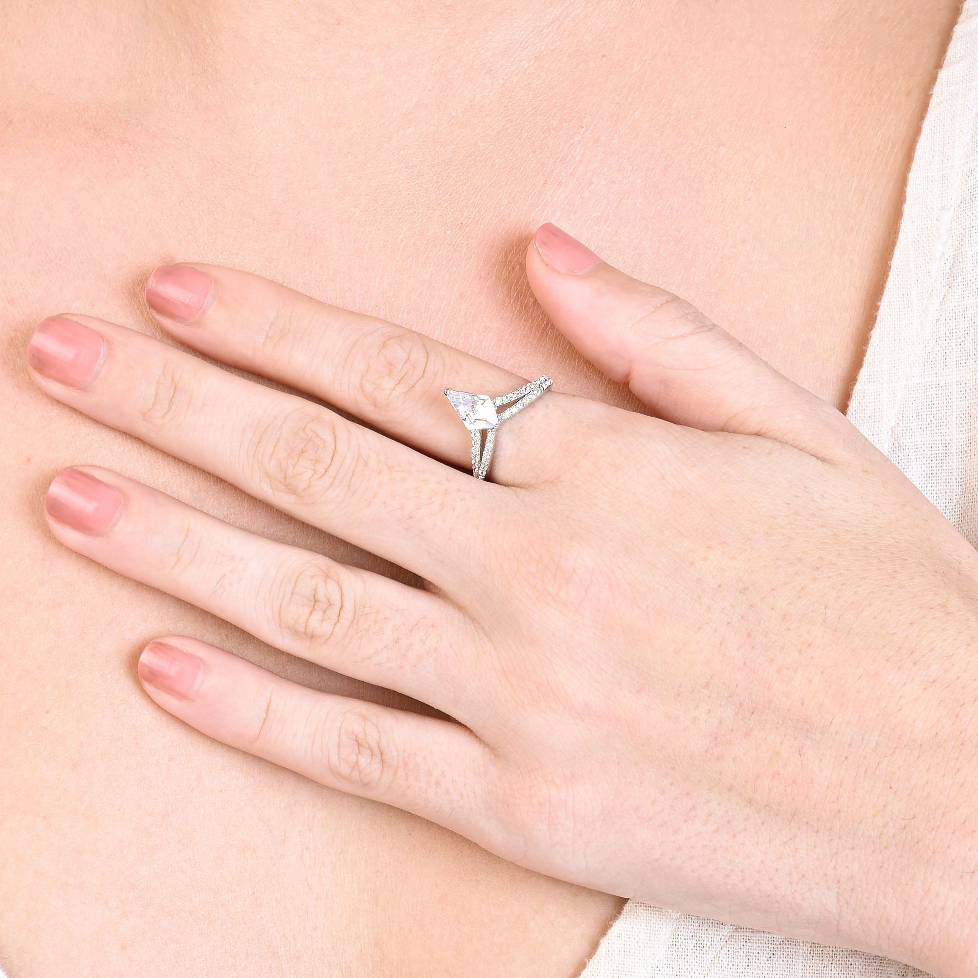 Viora Silver Ring