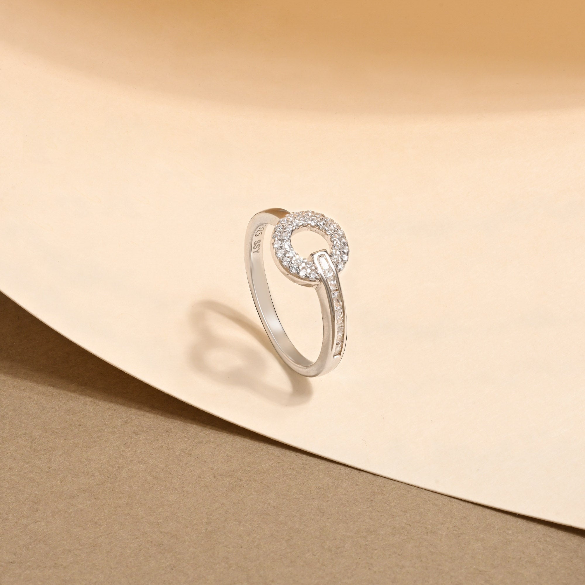 Orbit Halo Bar Ring