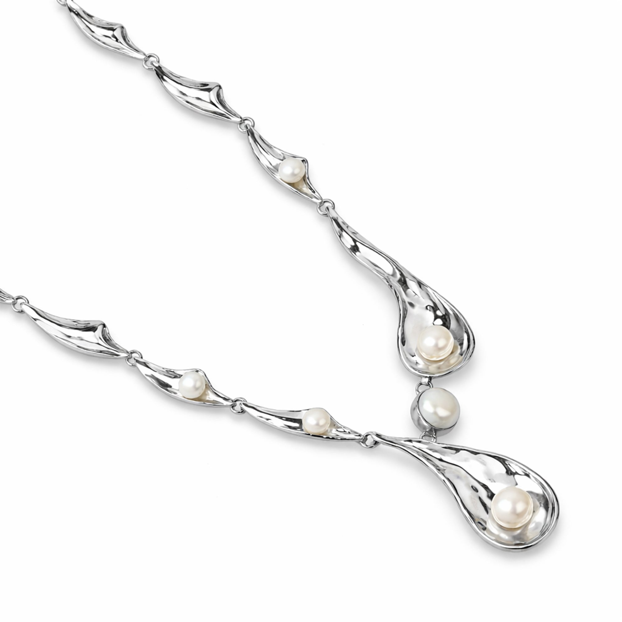 Petal Pearl Necklace Set
