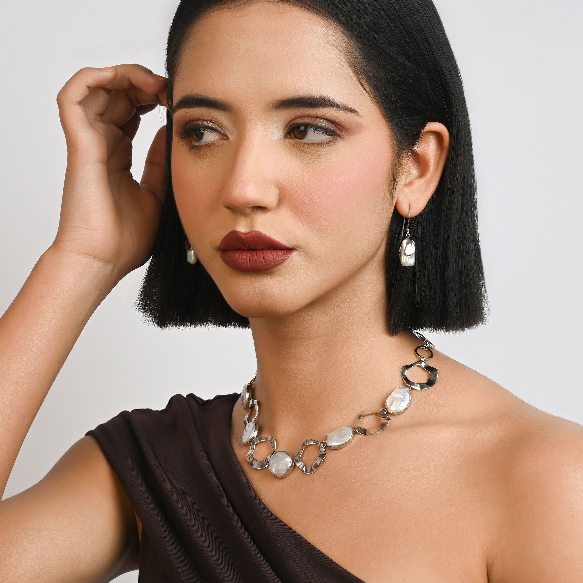 Wavy Circle Necklace Set