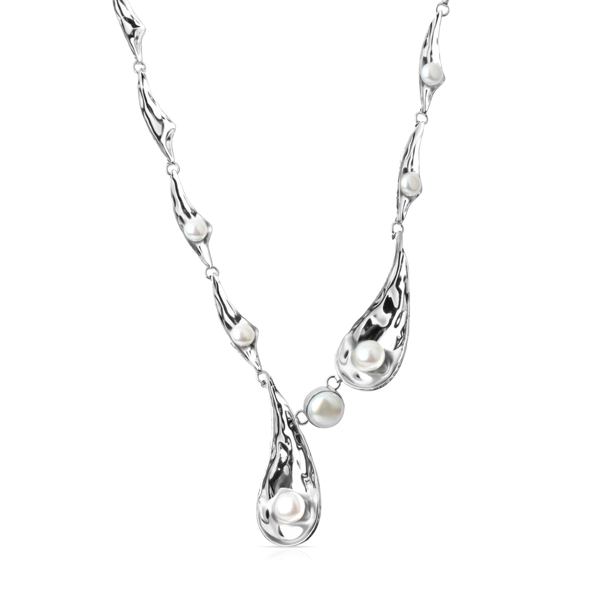 Petal Pearl Necklace
