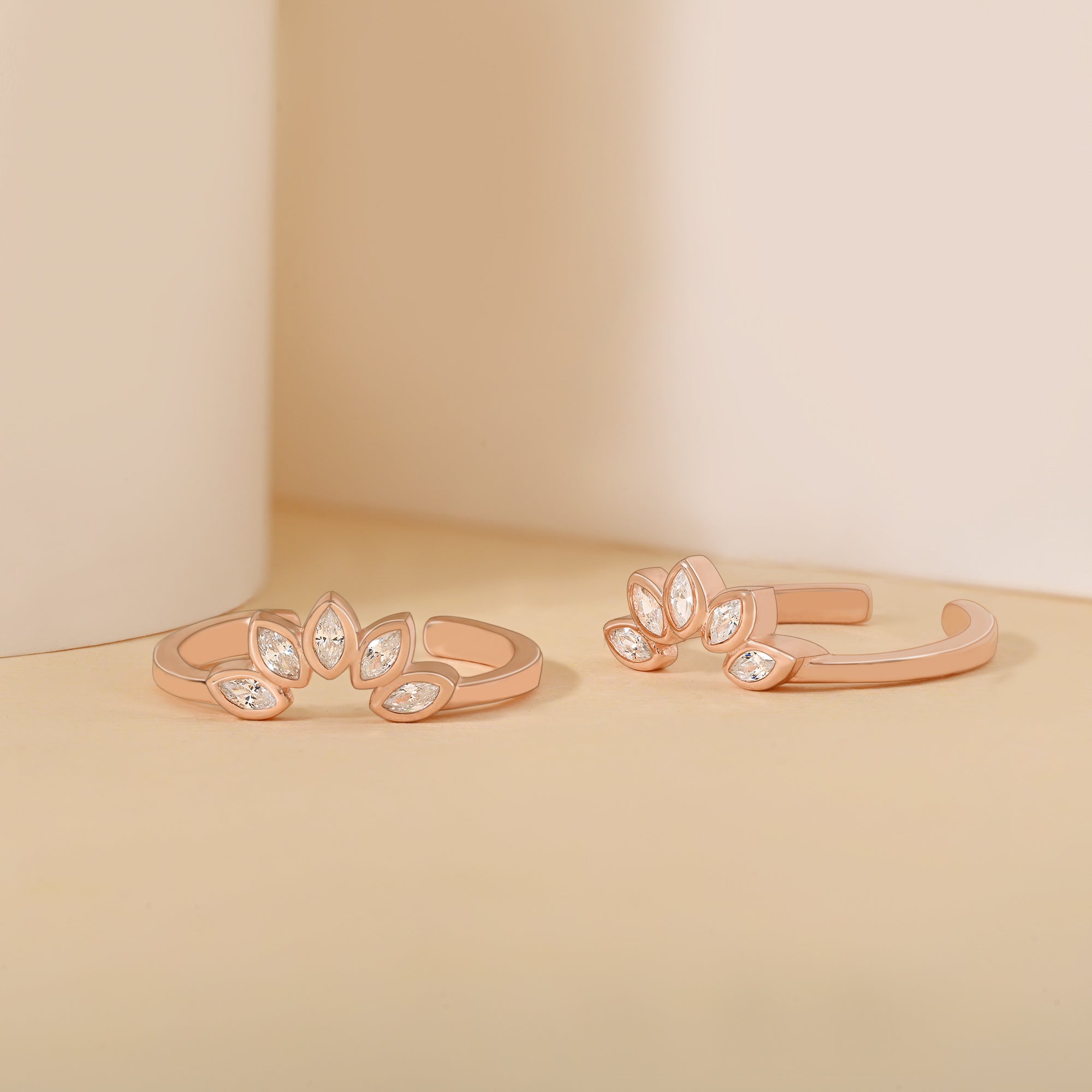 silver toe ring