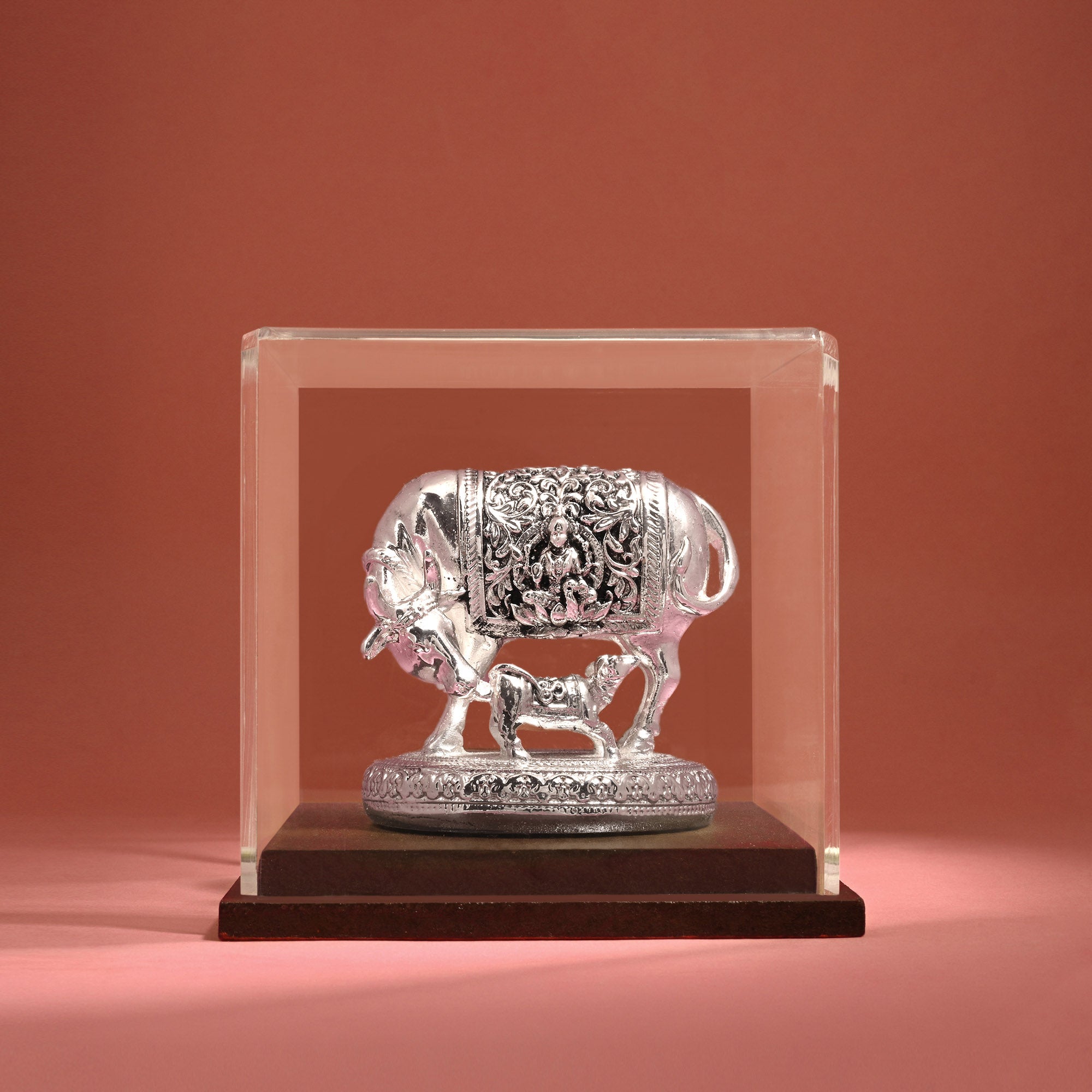999 Silver Kamdhenu Intricate Carvings Idol