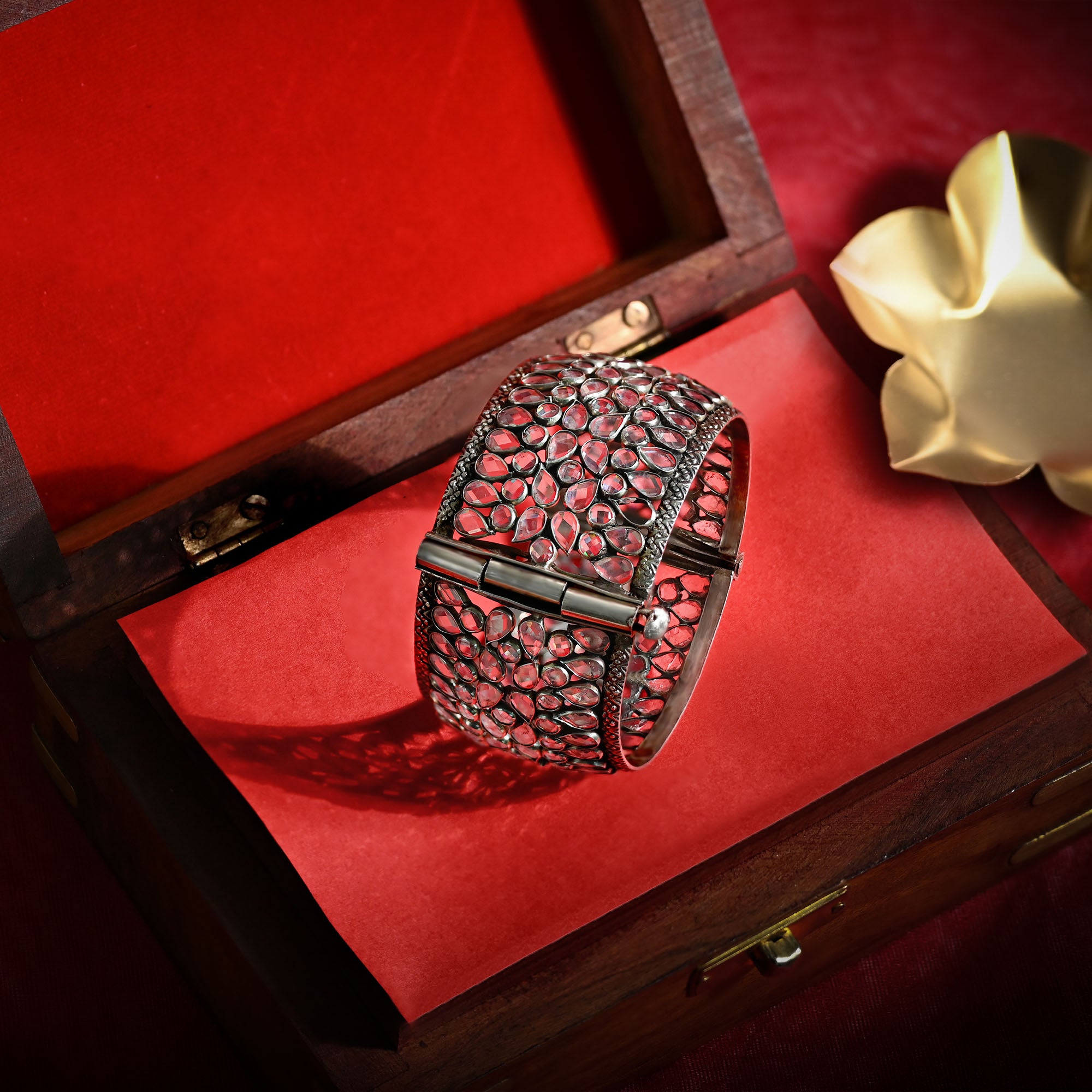 Royal Polki Stone Cluster Kada