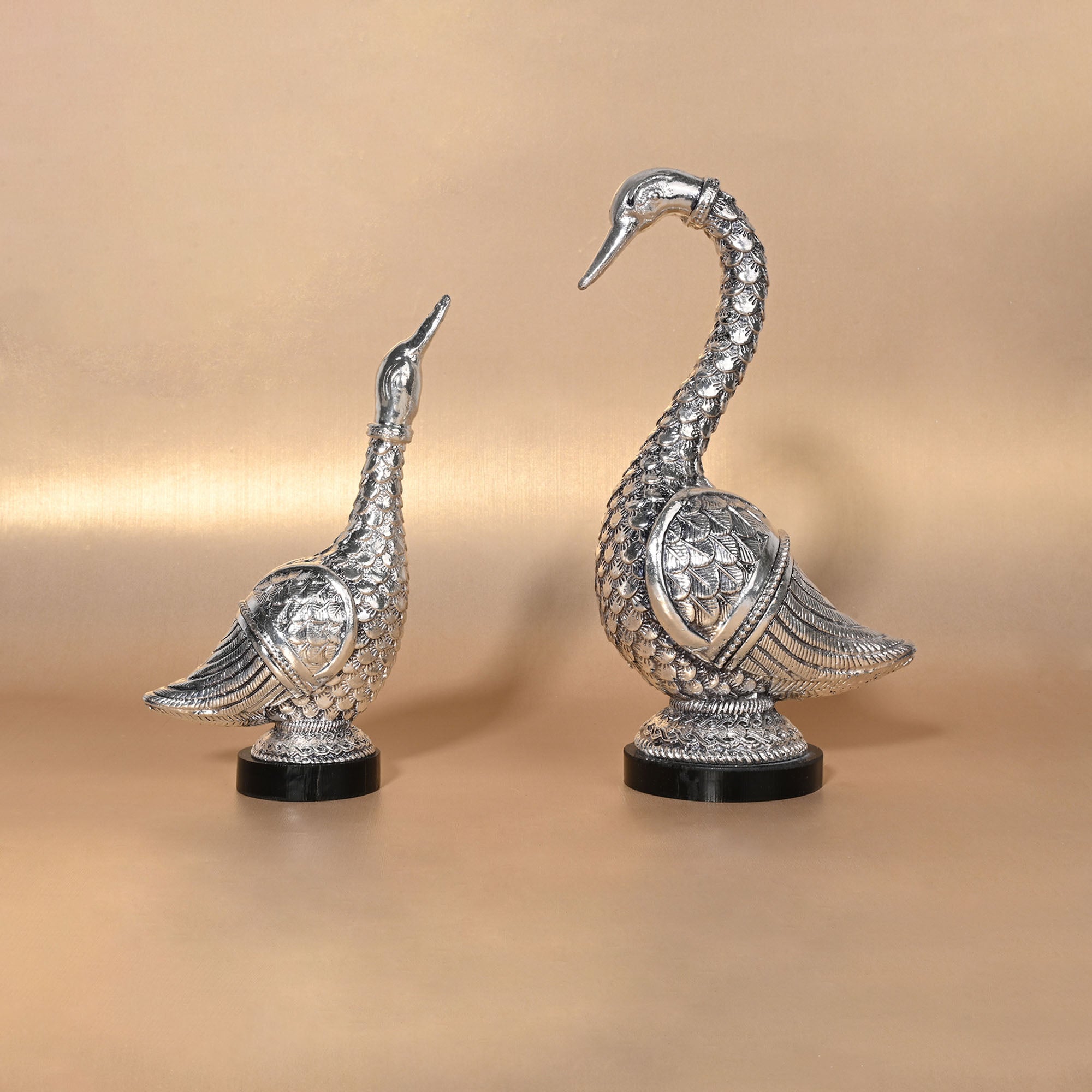 999 Silver Swan Pair Gift Box