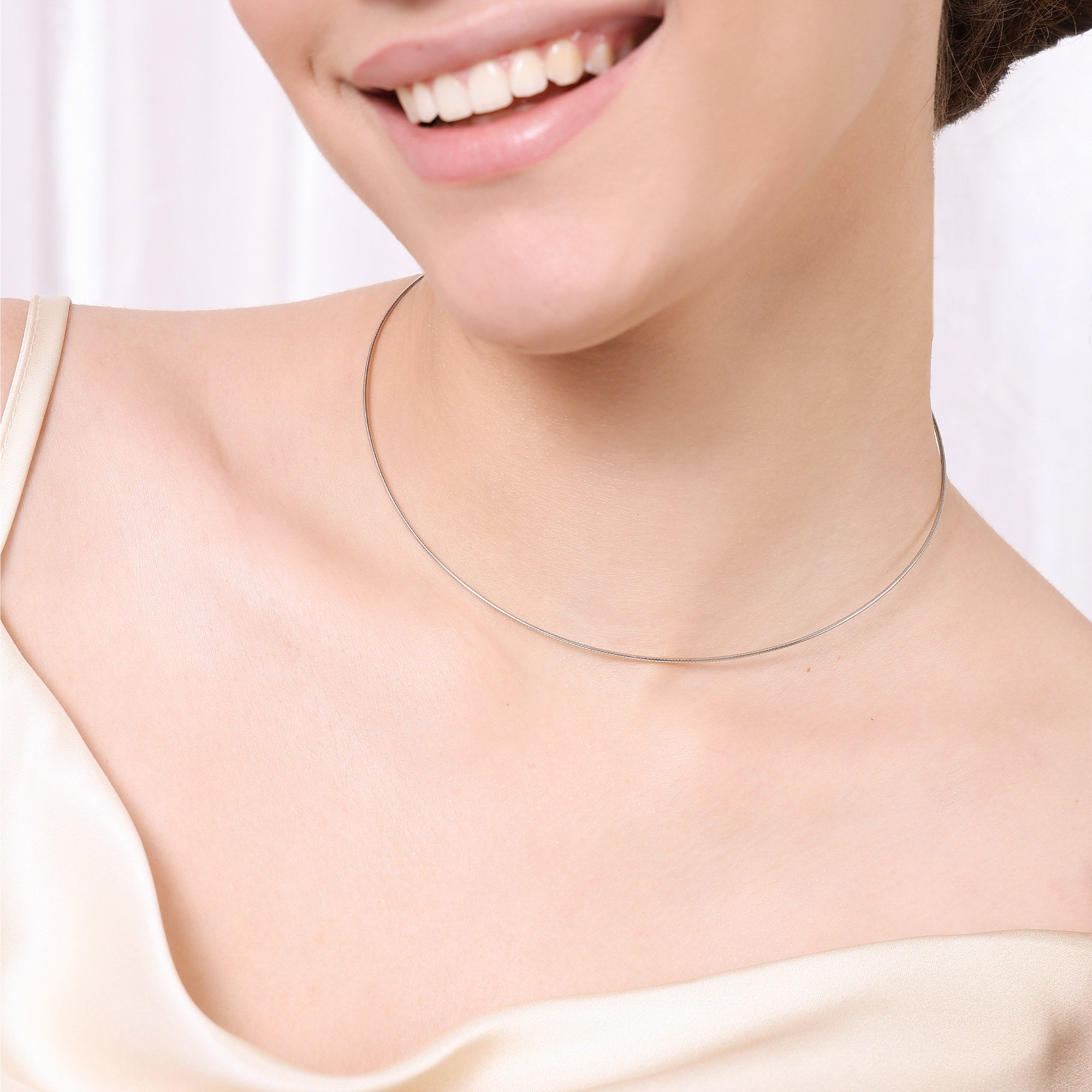 Elegant Cubic Chain