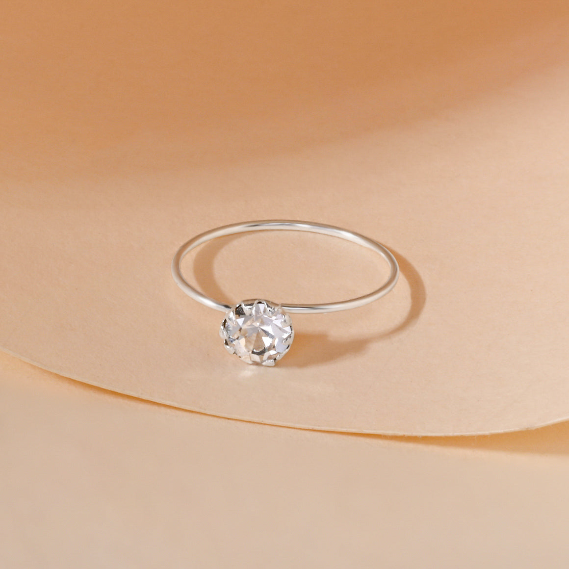 Crystal Shine Nose Pin