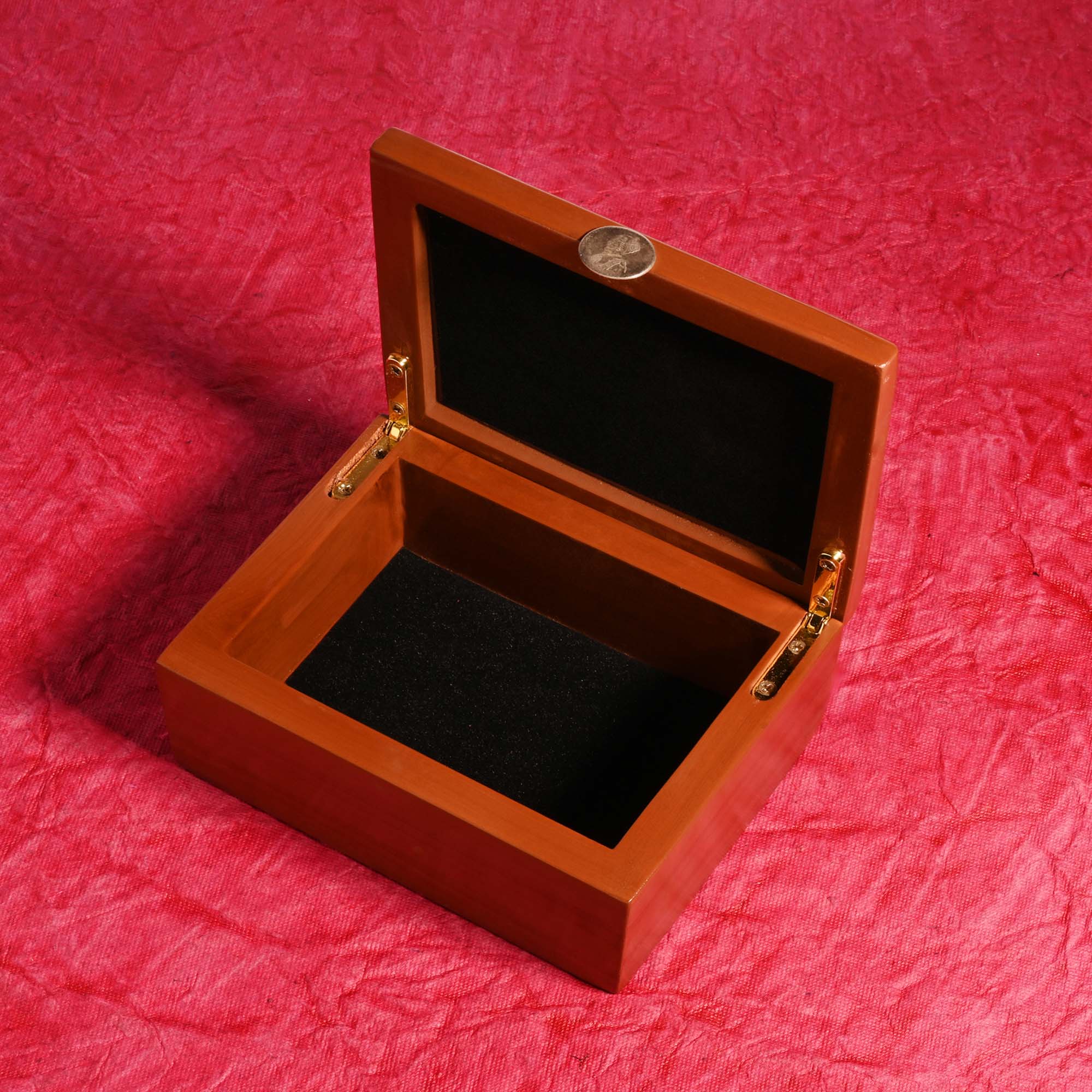 999 Silver Motif Dry Fruits Box