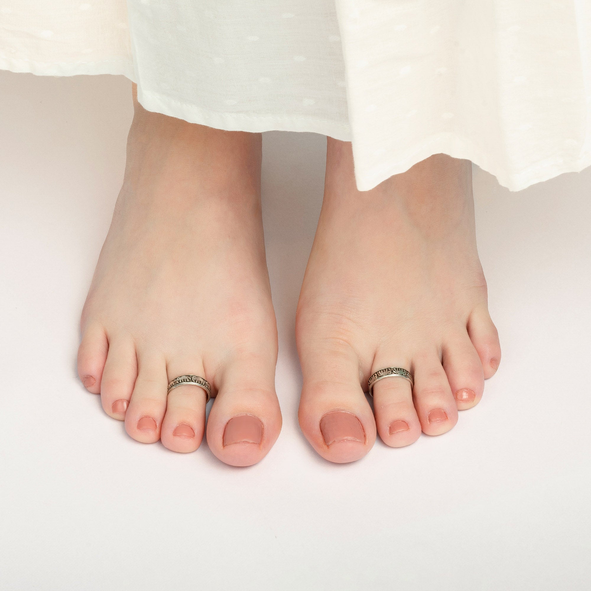 Elephant motif Toe Ring