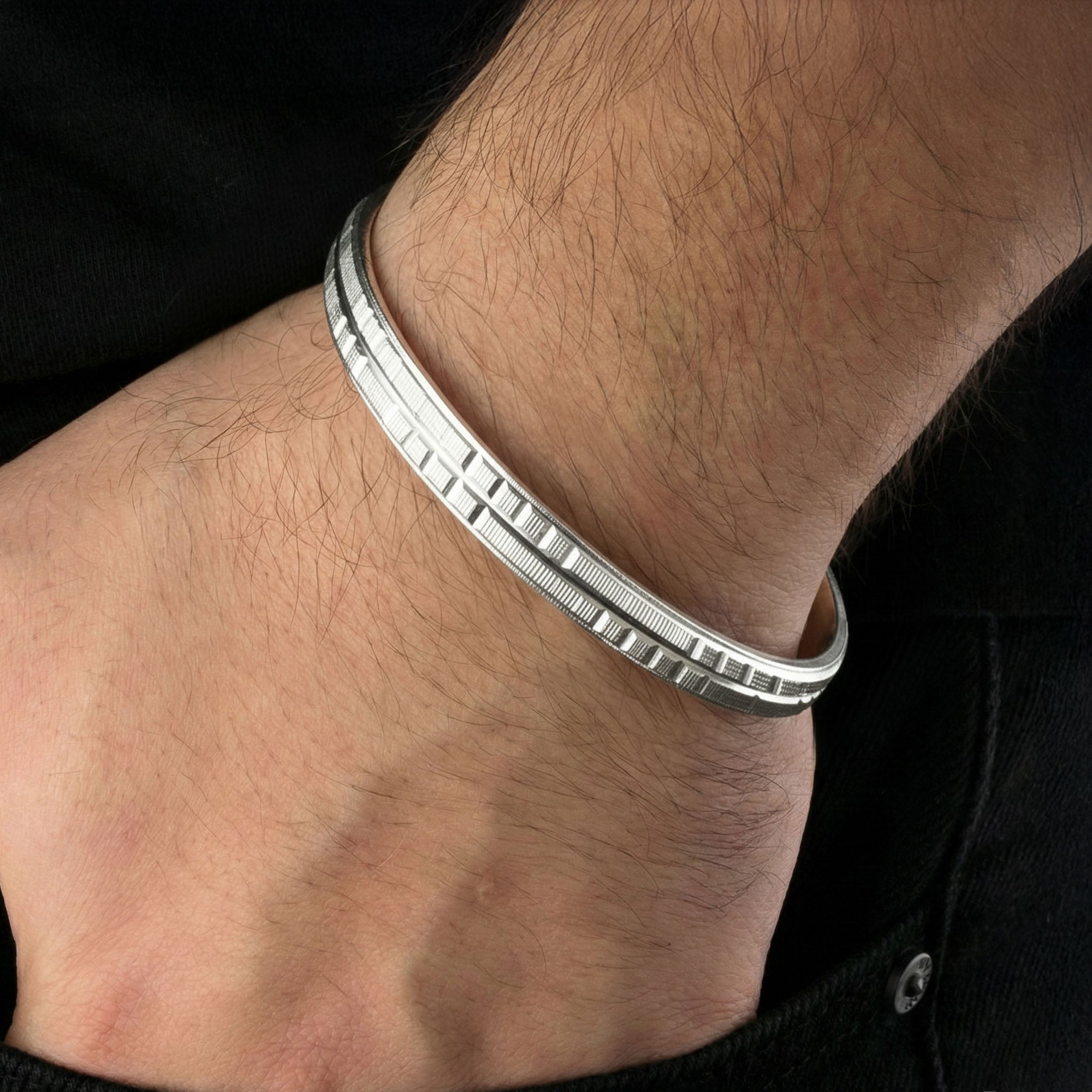 Silver Textured Line Kada