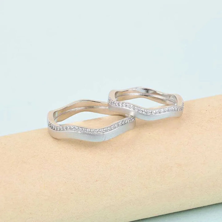 Radiant Love Couple Ring - Touch925