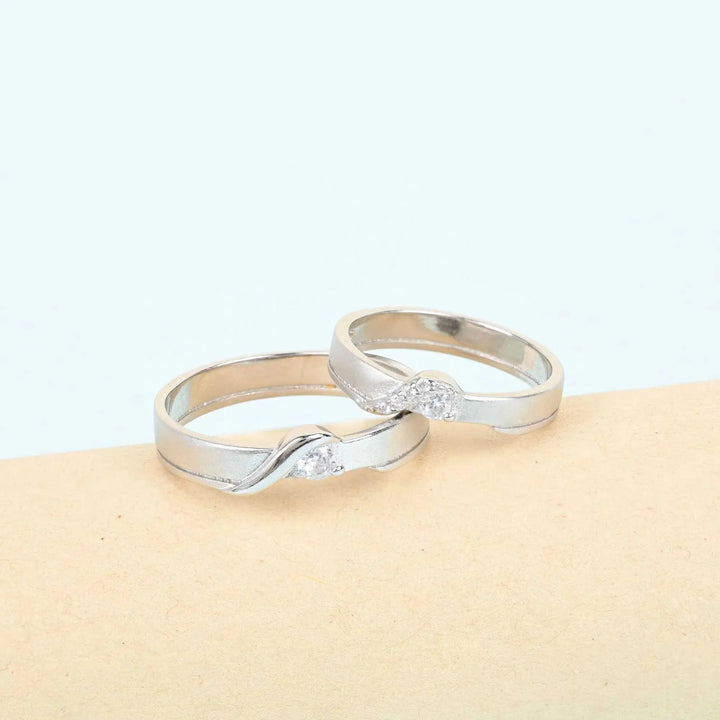 Lovely Curves Stone Couple Ring - Touch925