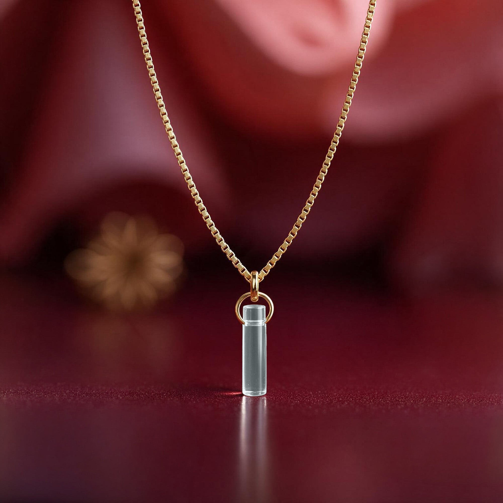 Clara Birthstone Necklace (Apr)