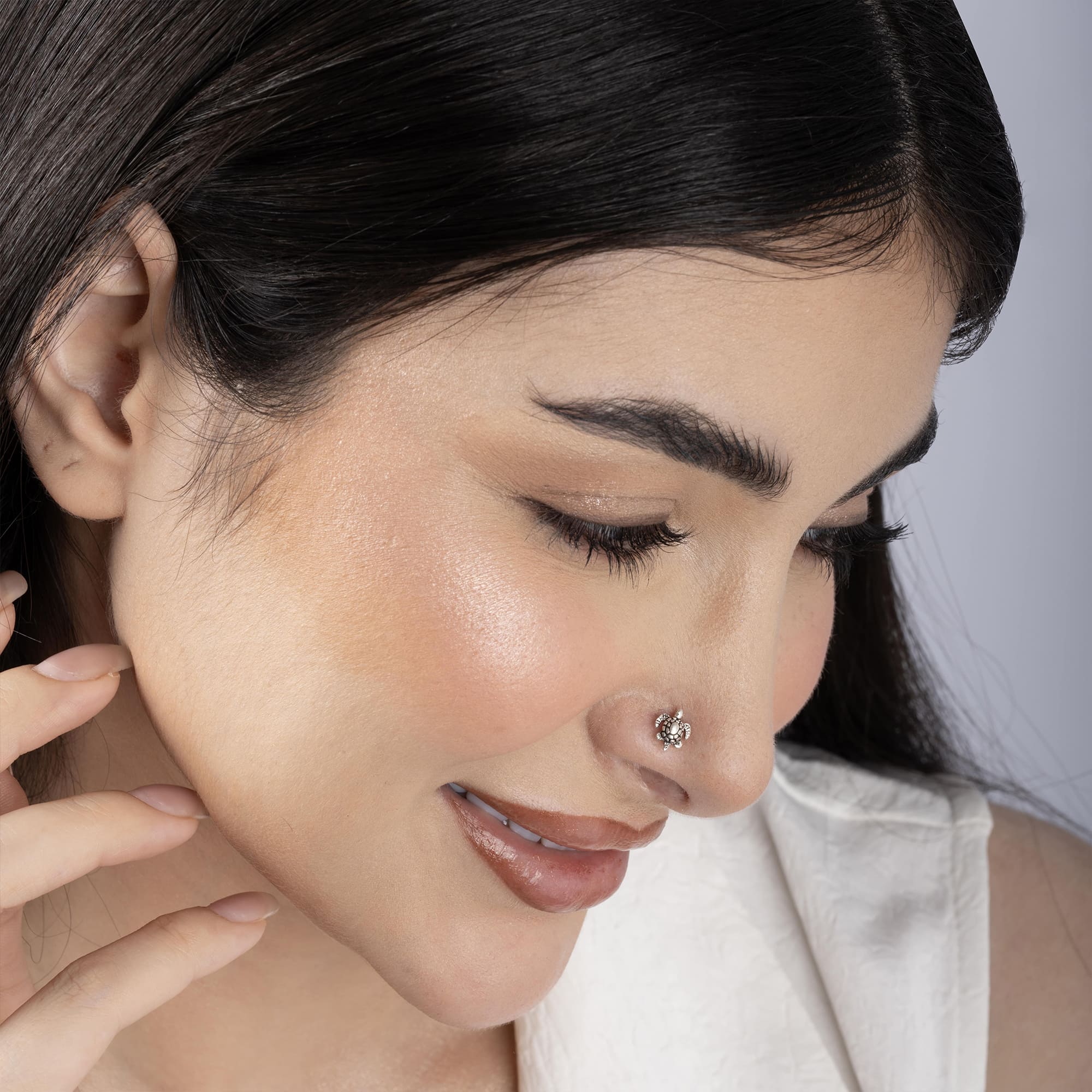 Fortune Tortoise Nose Pin