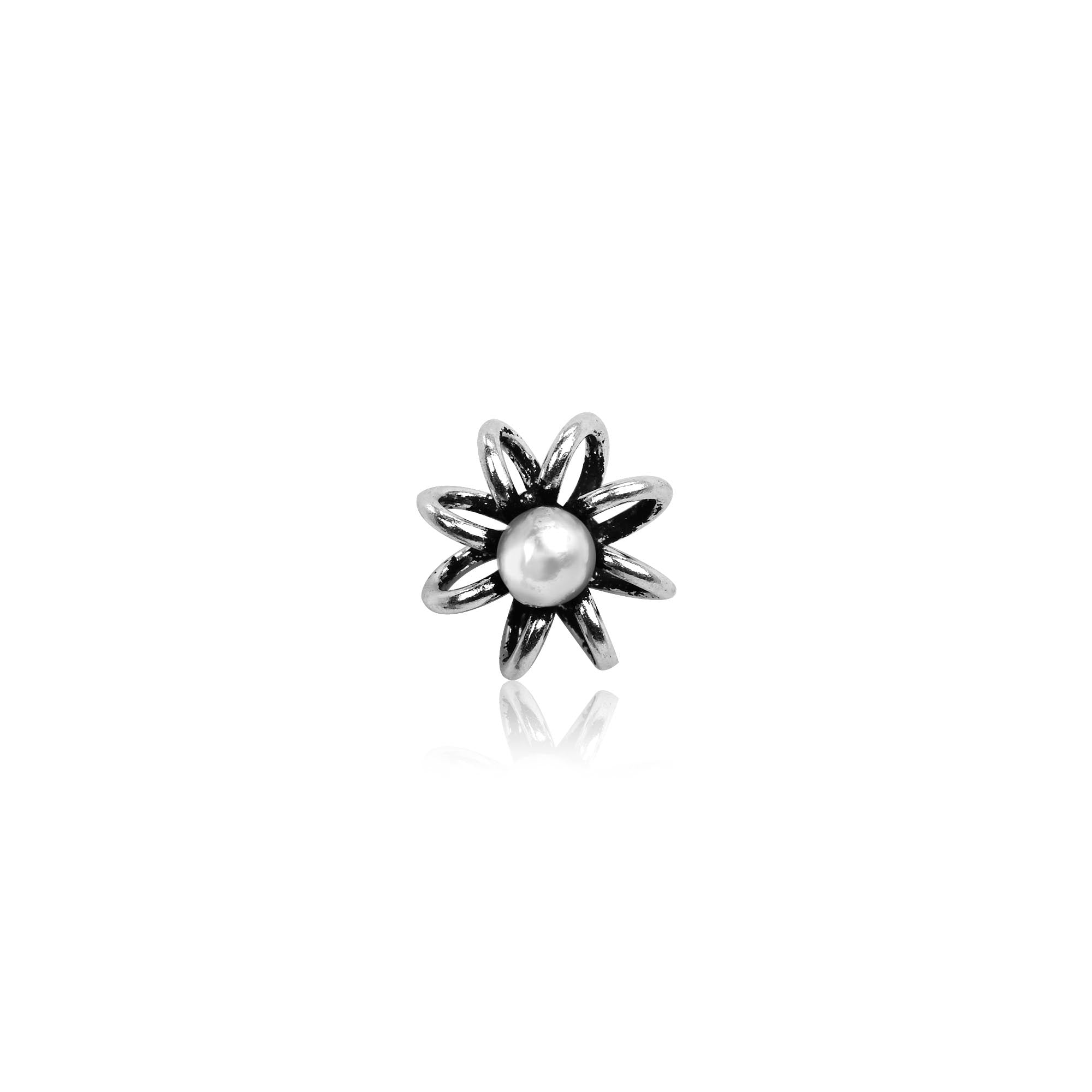 Pearl Floret Nose Pin