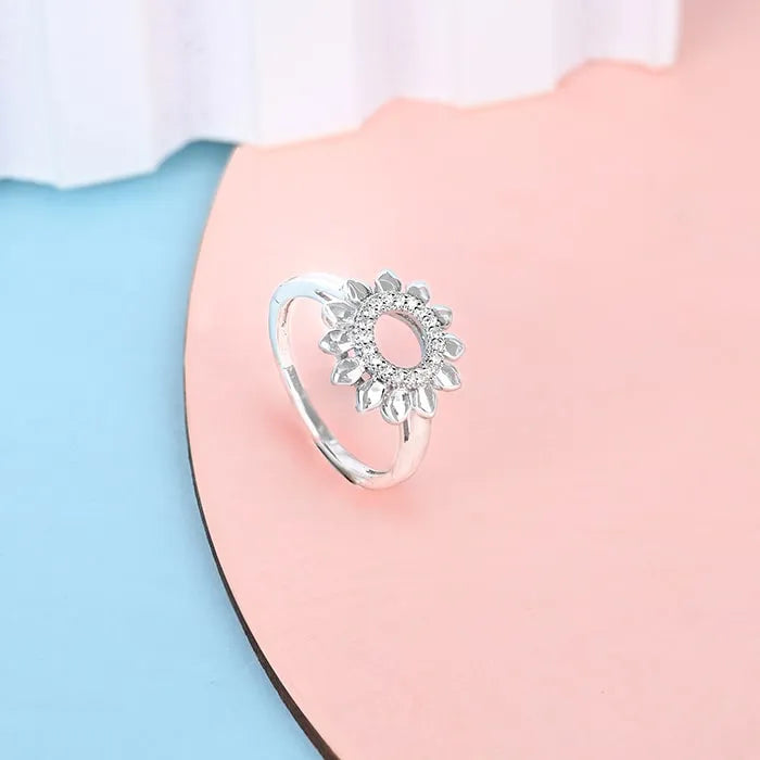 Sparkle CZ Flower Ring - Touch925