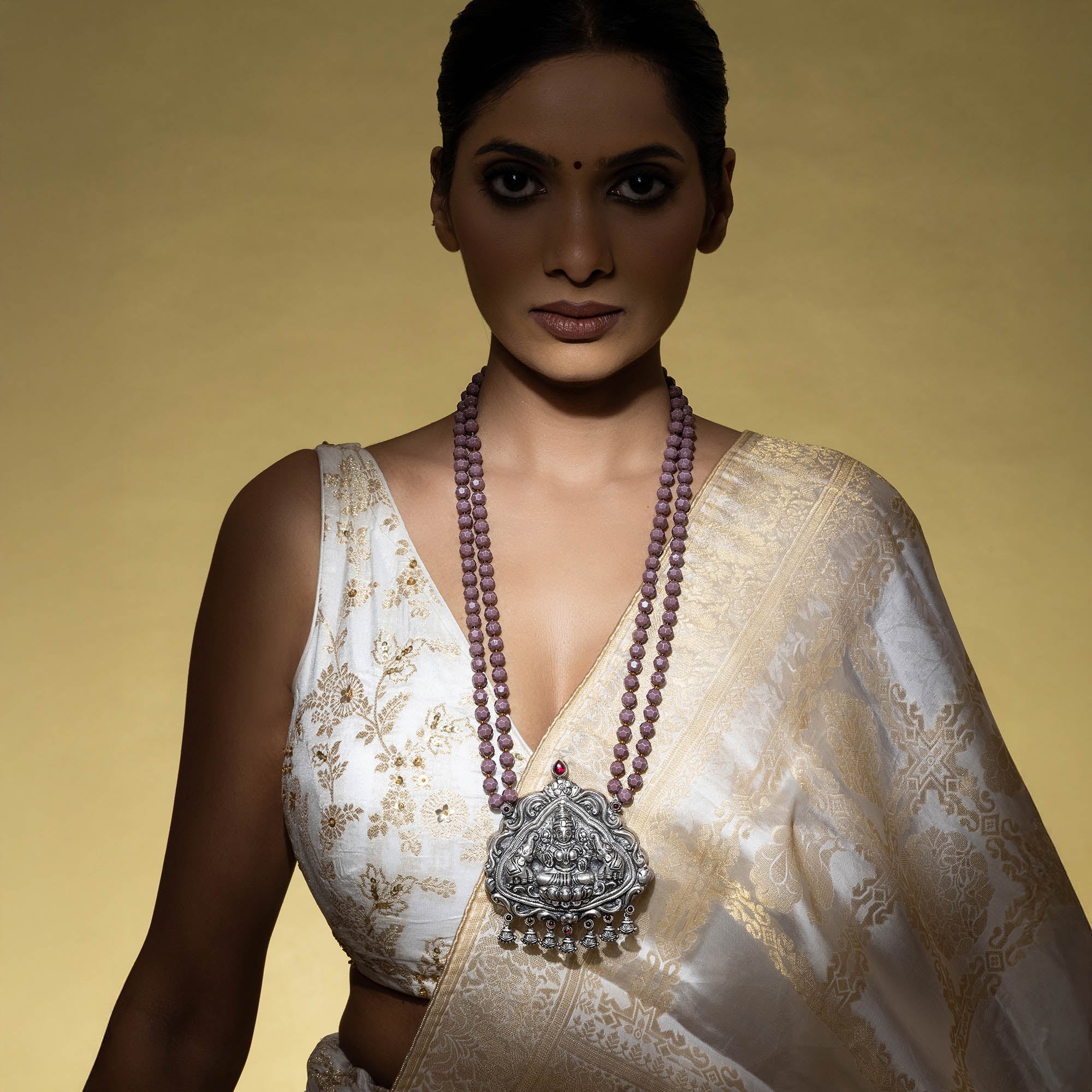 Belladonna Motif Silver Necklace