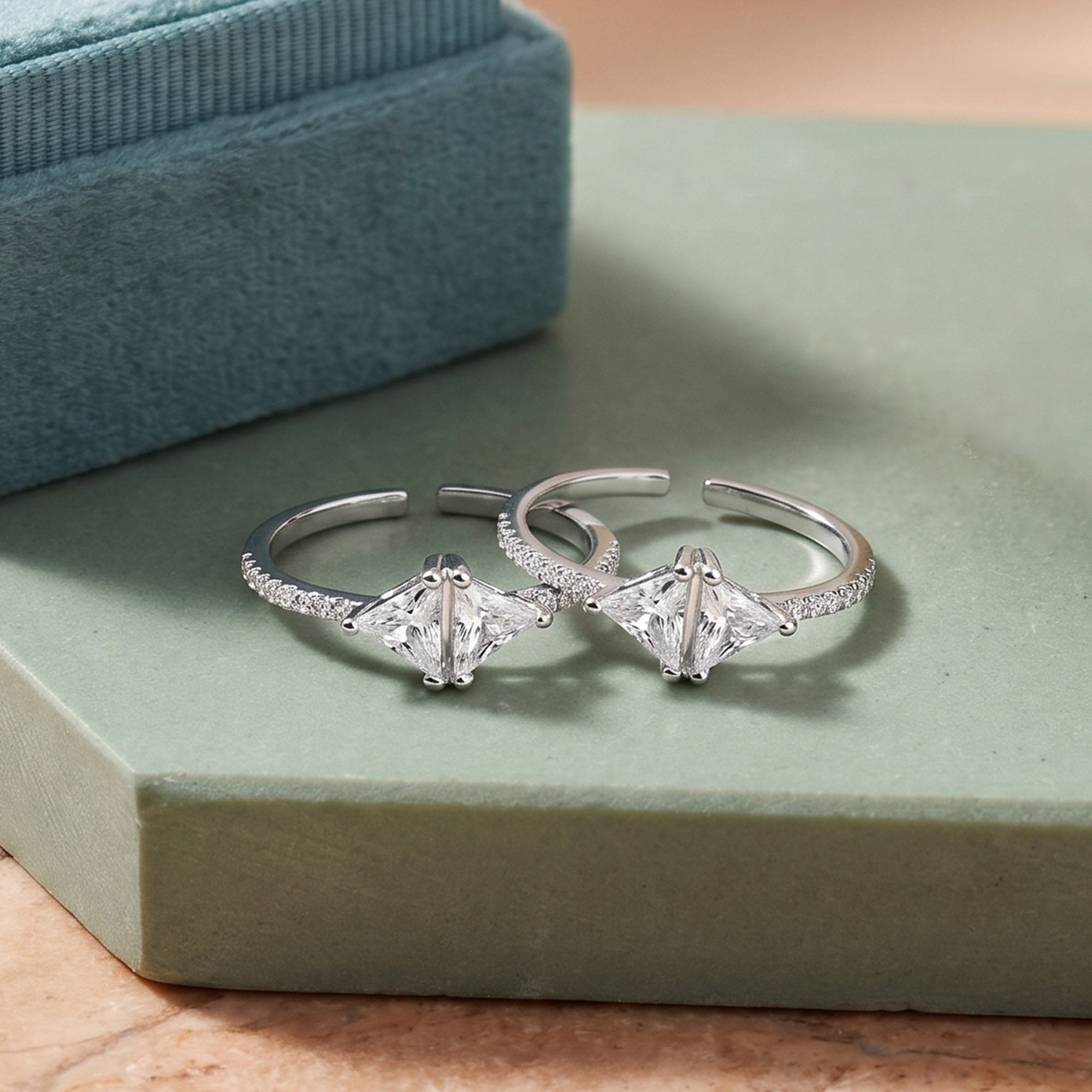 Prism Silver Toe Ring