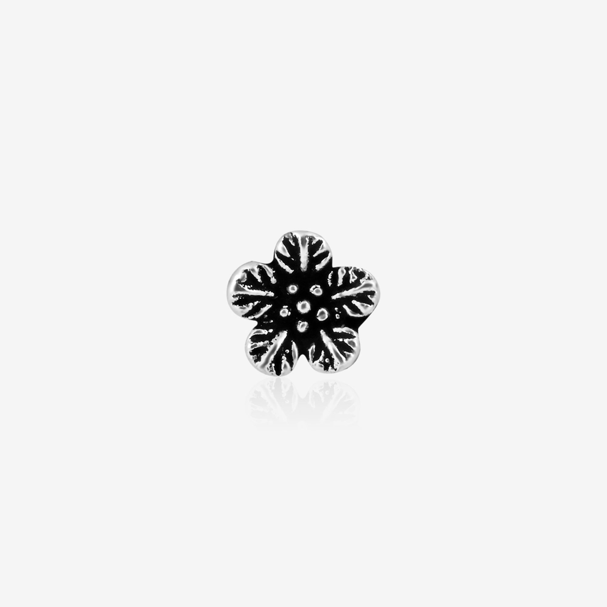 Tiny Blossom Nose Pin